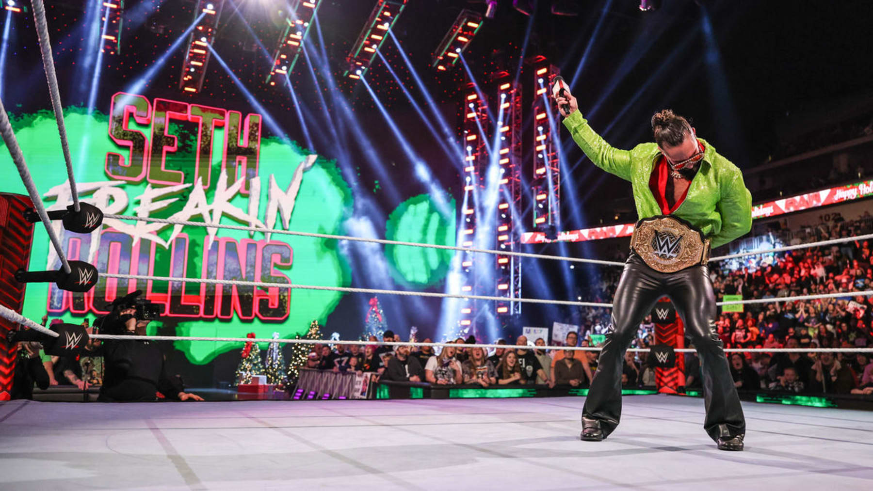 Seth "Freakin" Rollins cut another much-talked-about promo, selling his hatred for Drew McIntyre ahead of their Raw Day 1 match.