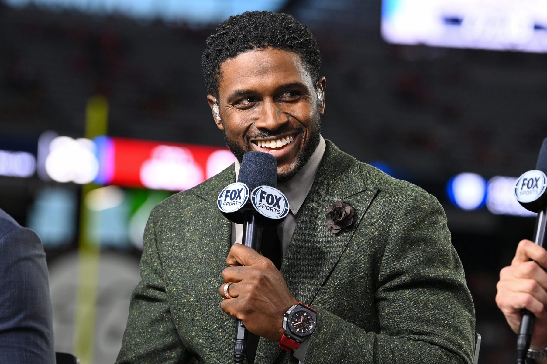 LAS VEGAS, NV - DECEMBER 02: Fox college football studio analyst Reggie Bush looks on before the Pac-12 Conference championship game between the Utah Utes and the USC Trojans at Allegiant Stadium on December 2, 2022 in Las Vegas, Nevada. (Photo by Brian Rothmuller/Icon Sportswire via Getty Images)