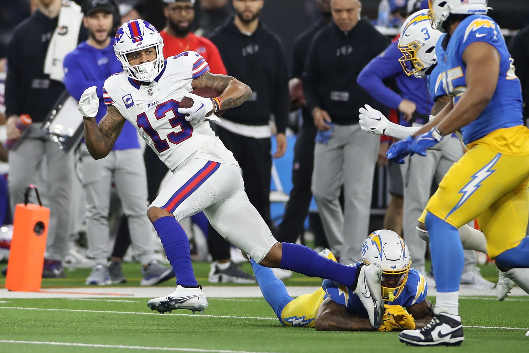 INGLEWOOD, CA - DECEMBER 23: Buffalo Bills wide receiver Gabe Davis (13) during the NFL game between the Buffalo Bills and the Los Angeles Chargers on December 23, 2023, at SoFi Stadium in Inglewood, CA. (Photo by Jevone Moore/Icon Sportswire via Getty Images)