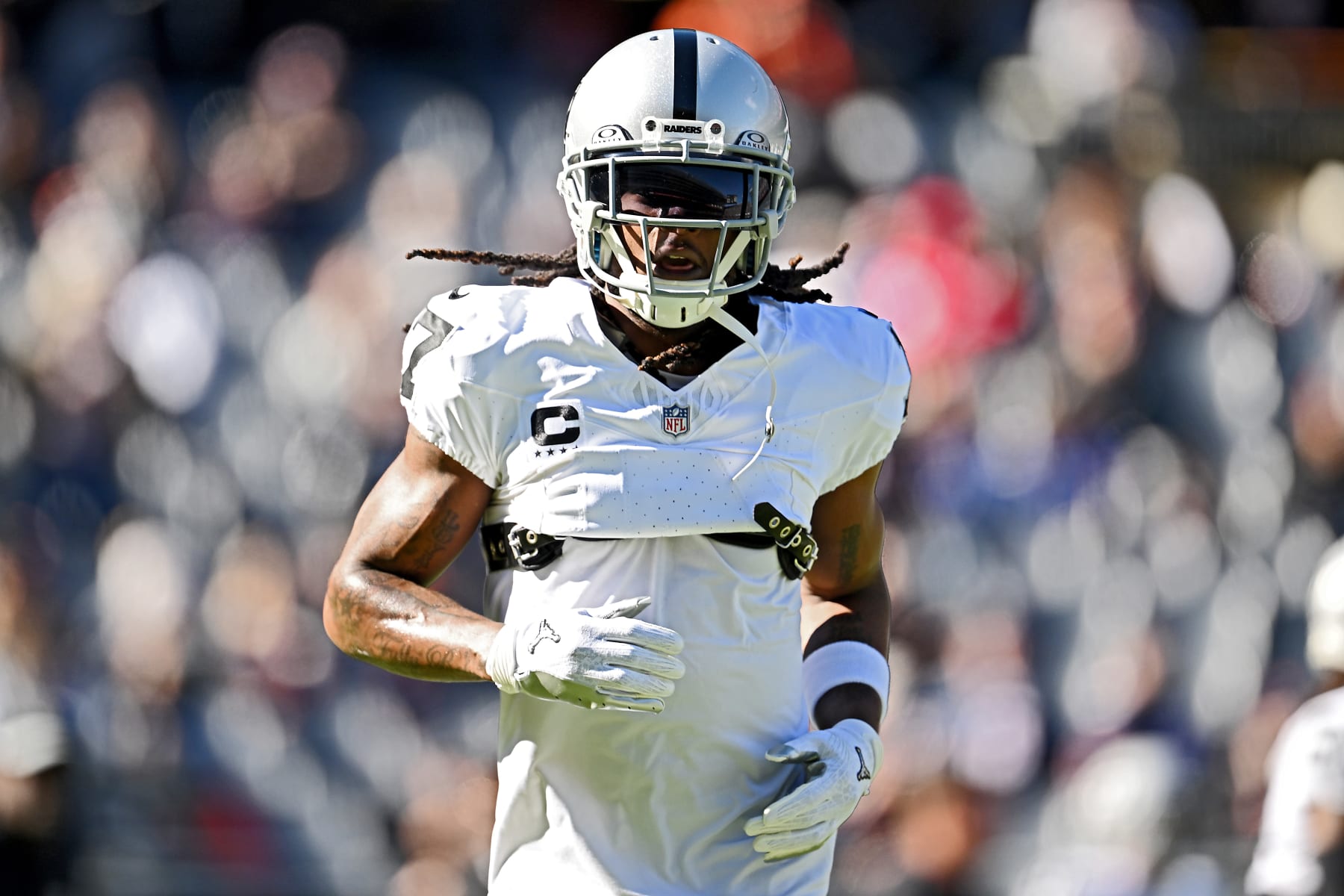 CHICAGO, ILLINOIS - OCTOBER 22: Davante Adams #17 of the Las Vegas Raiders warms up before the game against the Chicago Bears at Soldier Field on October 22, 2023 in Chicago, Illinois. (Photo by Quinn Harris/Getty Images)