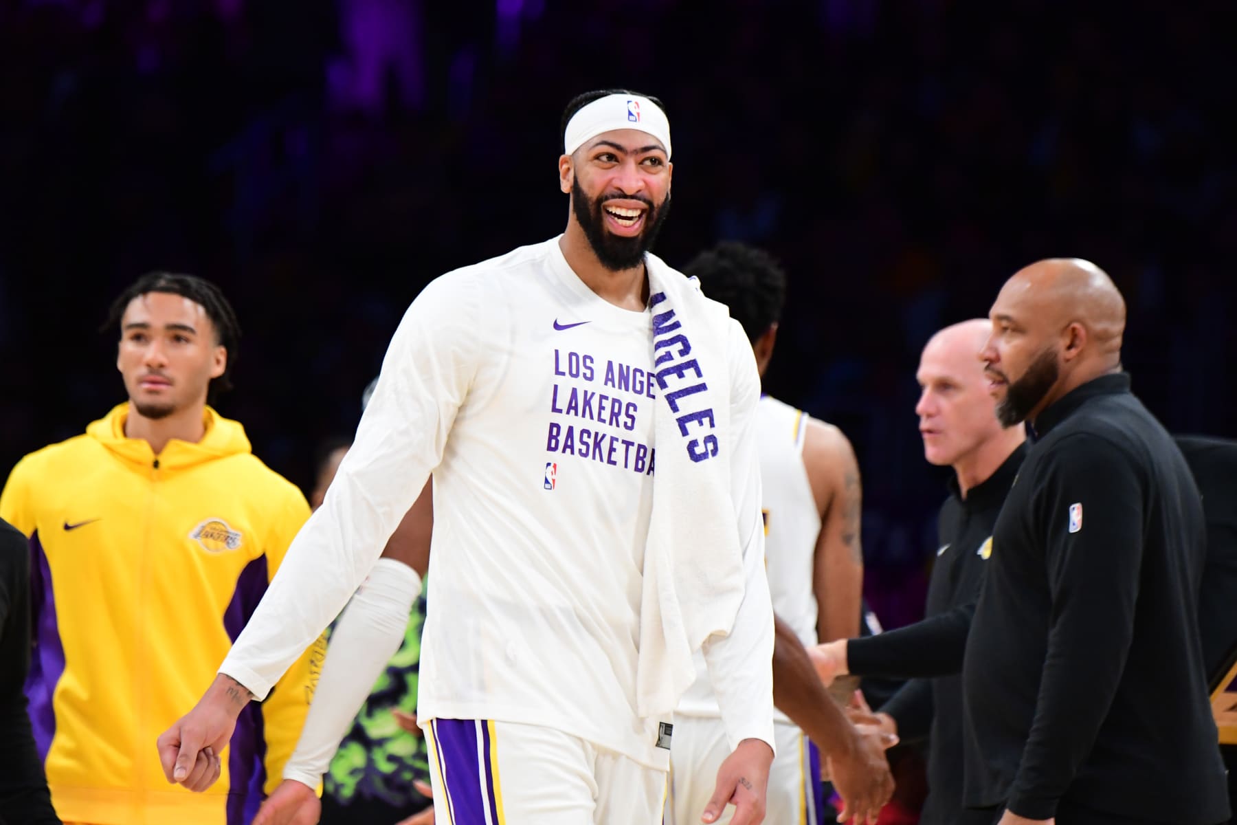 LOS ANGELES, CA - NOVEMBER 19: Anthony Davis #3 of the Los Angeles Lakers smiles during the game against the Houston Rockets on November 19, 2023 at Crypto.Com Arena in Los Angeles, California. NOTE TO USER: User expressly acknowledges and agrees that, by downloading and/or using this Photograph, user is consenting to the terms and conditions of the Getty Images License Agreement. Mandatory Copyright Notice: Copyright 2023 NBAE (Photo by Adam Pantozzi/NBAE via Getty Images)