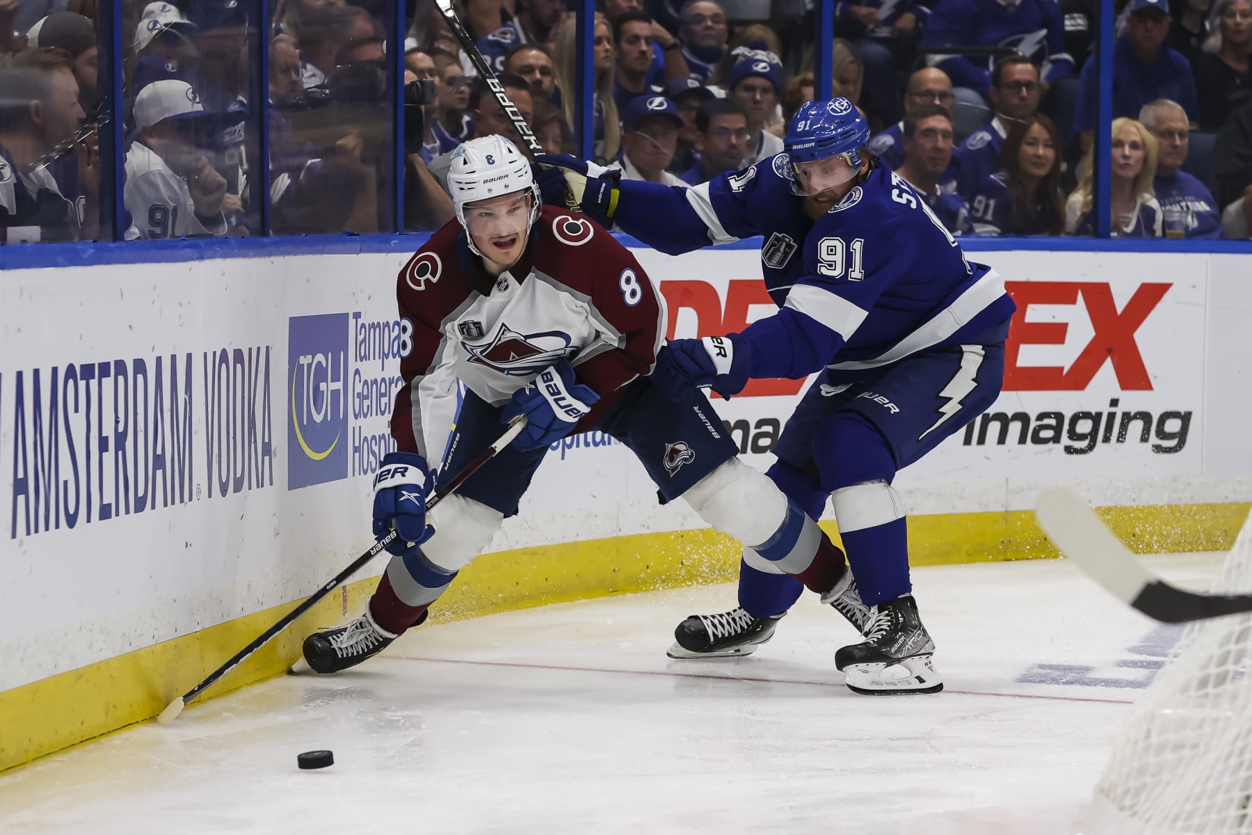 TAMPA, FL - JUNE 26: Steven Stamkos #91 of the Tampa Bay Lightning skates against Cale Makar #8 of the Colorado Avalanche during third period in Game Six of the 2022 Stanley Cup Final at Amalie Arena on June 26, 2022 in Tampa, Florida. (Photo by Mark LoMoglio/NHLI via Getty Images)