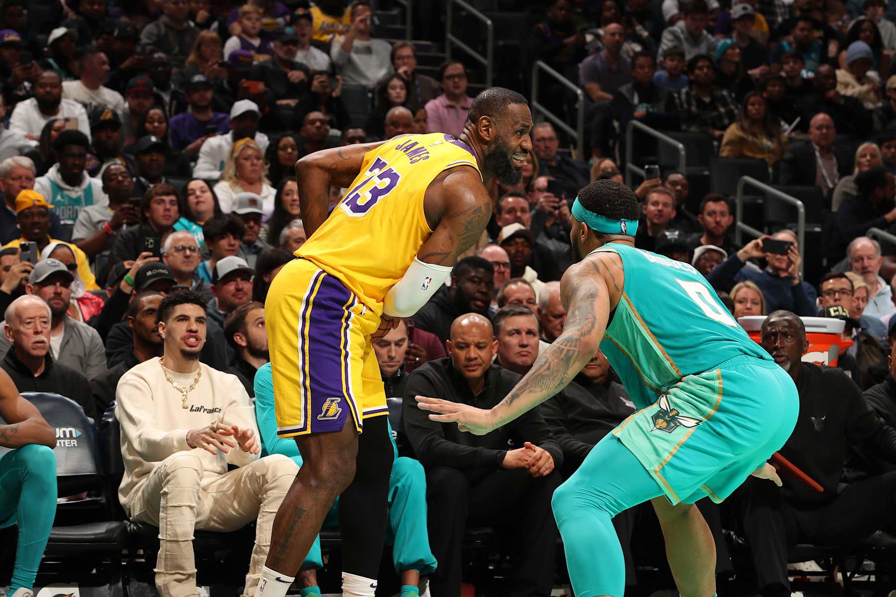 CHARLOTTE, NC - FEBRUARY 5: LeBron James #23 of the Los Angeles Lakers handles the ball during the game against the Charlotte Hornets on February 5, 2024 at Spectrum Center in Charlotte, North Carolina. NOTE TO USER: User expressly acknowledges and agrees that, by downloading and or using this photograph, User is consenting to the terms and conditions of the Getty Images License Agreement. Mandatory Copyright Notice: Copyright 2024 NBAE (Photo by Kent Smith/NBAE via Getty Images)