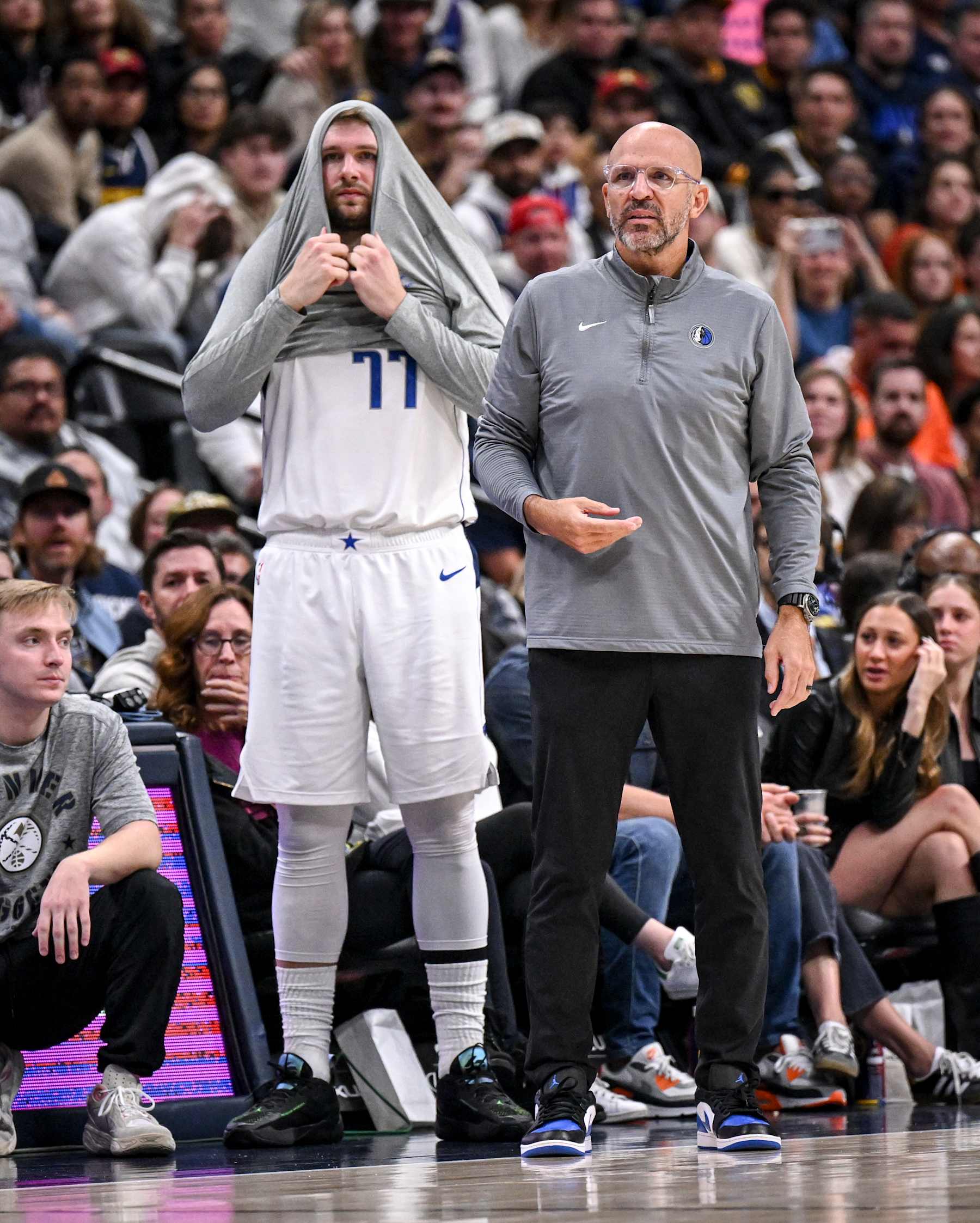 DENVER, CO - NOVEMBER 10: Dallas Mavericks head coach Jason Kidd stands with Luka Doncic (77) as they watch the action against the Denver Nuggets during the fourth quarter of the Nuggets' 122-120 win at Ball Arena in Denver, Colorado on Sunday, November 10, 2024. (Photo by AAron Ontiveroz/The Denver Post)