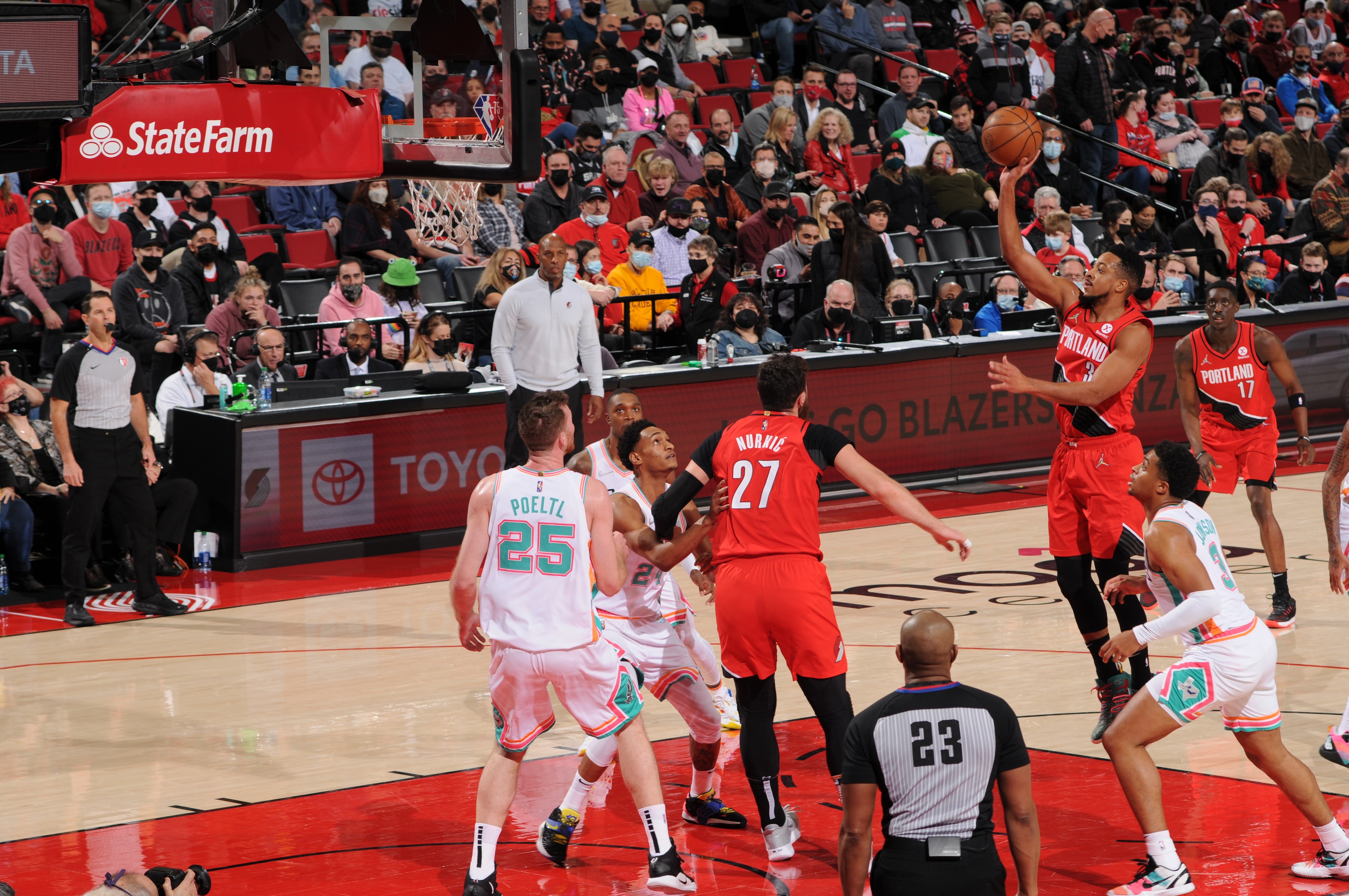PORTLAND, OR - DECEMBER 2: CJ McCollum #3 of the Portland Trail Blazers shoots the ball during the game against the San Antonio Spurs on December 2, 2021 at the Moda Center Arena in Portland, Oregon. NOTE TO USER: User expressly acknowledges and agrees that, by downloading and or using this photograph, user is consenting to the terms and conditions of the Getty Images License Agreement. Mandatory Copyright Notice: Copyright 2021 NBAE (Photo by Cameron Browne/NBAE via Getty Images)
