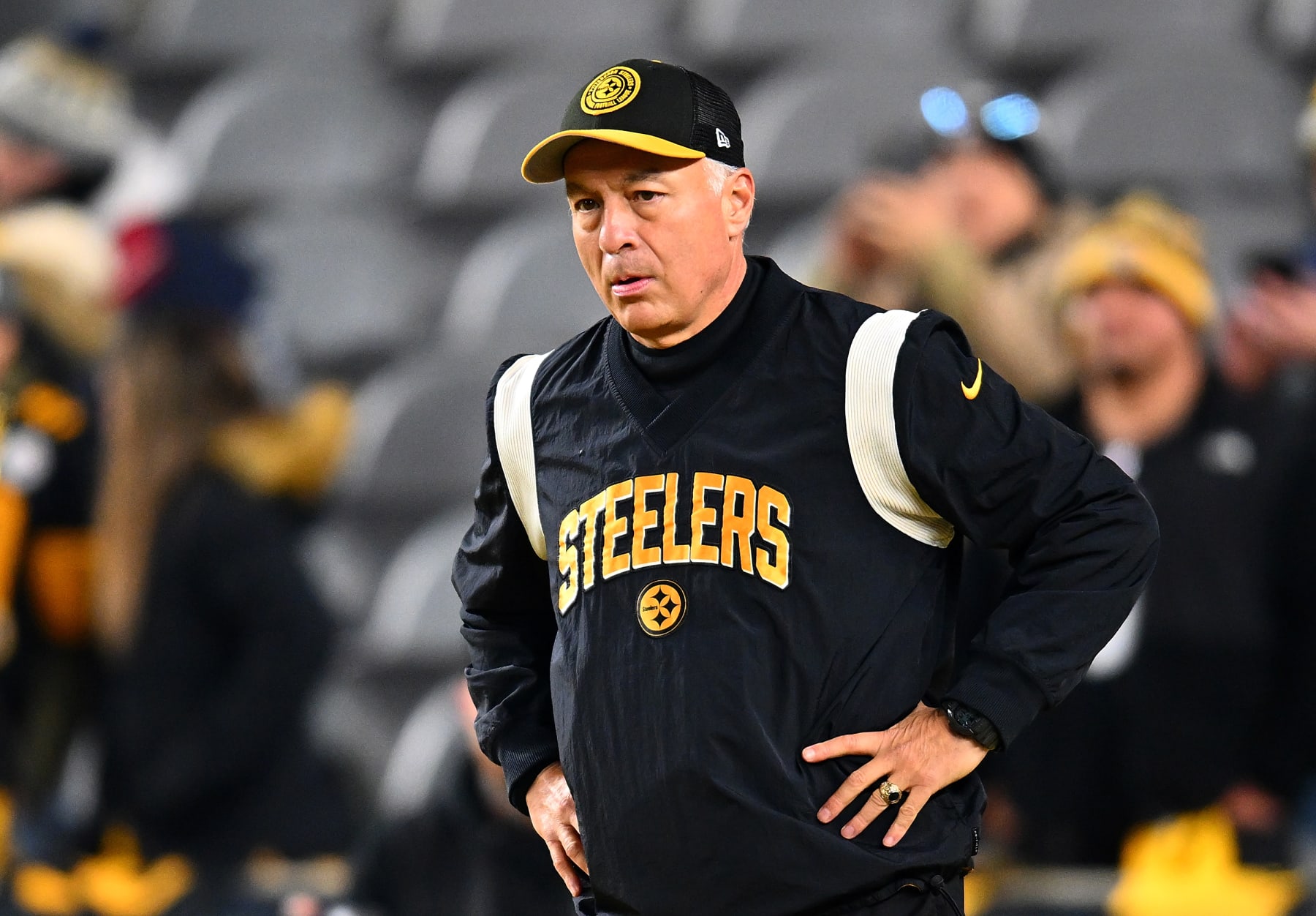 PITTSBURGH, PENNSYLVANIA - DECEMBER 7:  Quarterbacks coach Mike Sullivan of the Pittsburgh Steelers looks on during the game against the New England Patriots at Acrisure Stadium on December 7, 2023 in Pittsburgh, Pennsylvania. (Photo by Joe Sargent/Getty Images)