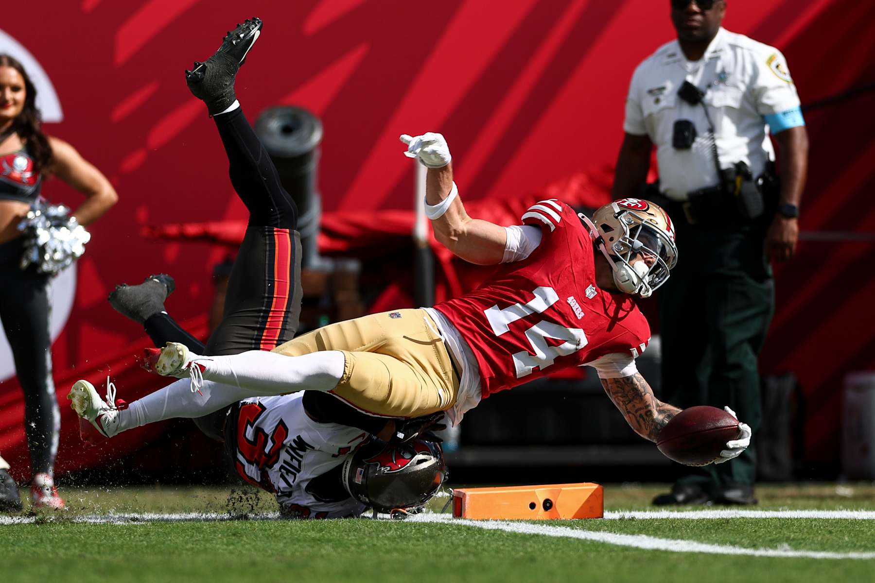 TAMPA, FLORIDA - NOVEMBER 10: Ricky Pearsall #14 of the San Francisco 49ers scores a touchdown during an NFL football game against the Tampa Bay Buccaneers at Raymond James Stadium on November 10, 2024 in Tampa, Florida. (Photo by Kevin Sabitus/Getty Images)