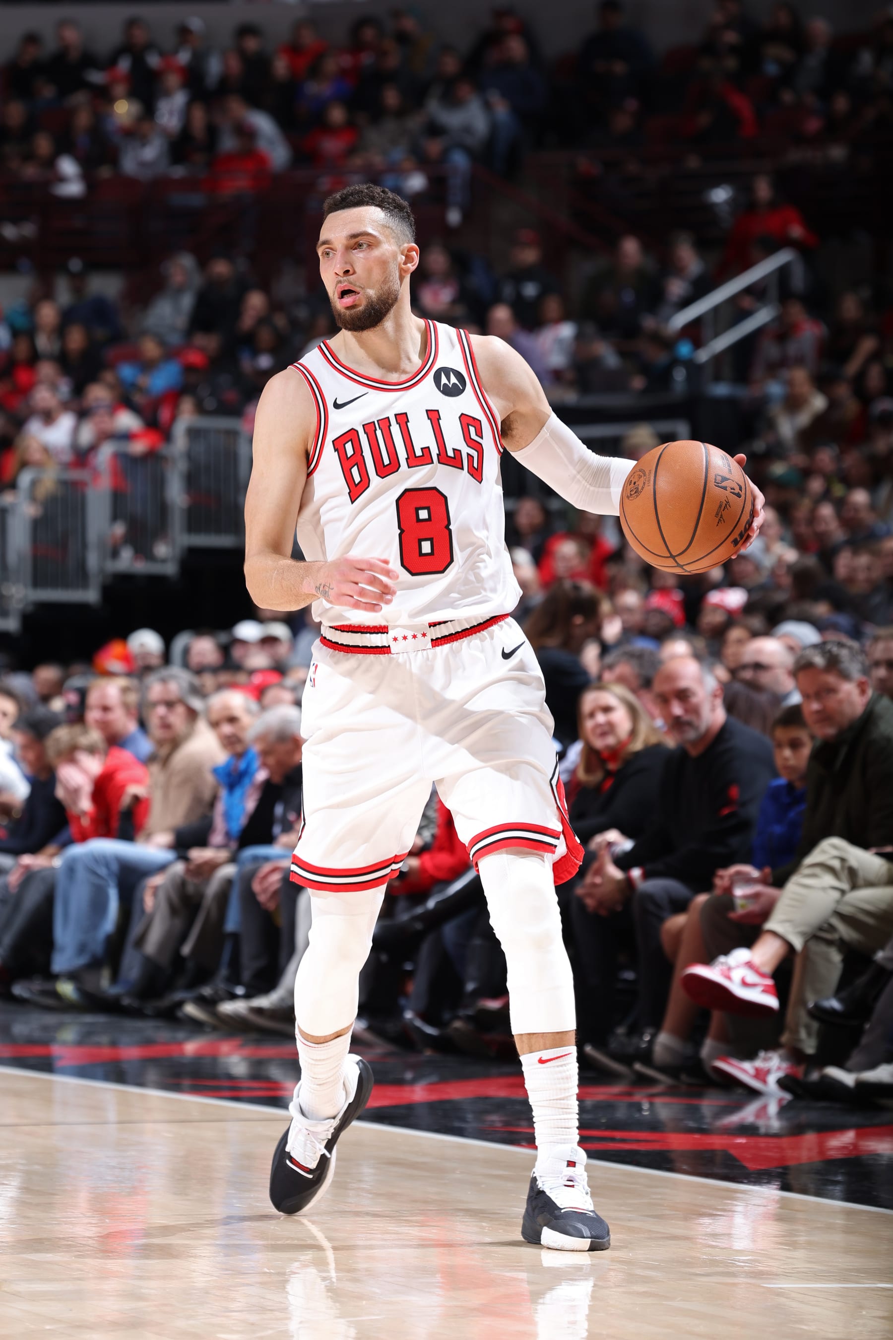 CHICAGO, IL - JANUARY 10: Zach LaVine #8 of the Chicago Bulls dribbles the ball during the game against the Houston Rockets on January 10, 2024 at United Center in Chicago, Illinois. NOTE TO USER: User expressly acknowledges and agrees that, by downloading and or using this photograph, User is consenting to the terms and conditions of the Getty Images License Agreement. Mandatory Copyright Notice: Copyright 2024 NBAE (Photo by Jeff Haynes/NBAE via Getty Images)