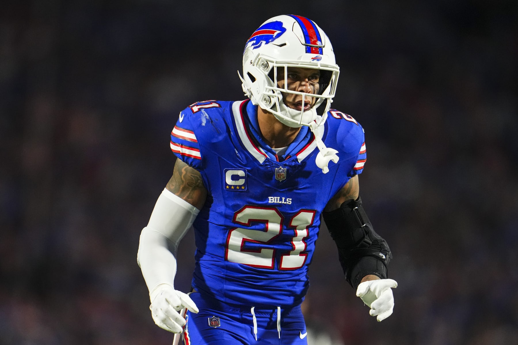 ORCHARD PARK, NY - OCTOBER 26: Jordan Poyer #21 of the Buffalo Bills lines up during an NFL football game against the Tampa Bay Buccaneers at Highmark Stadium on October 26, 2023 in Orchard Park, New York. (Photo by Cooper Neill/Getty Images)