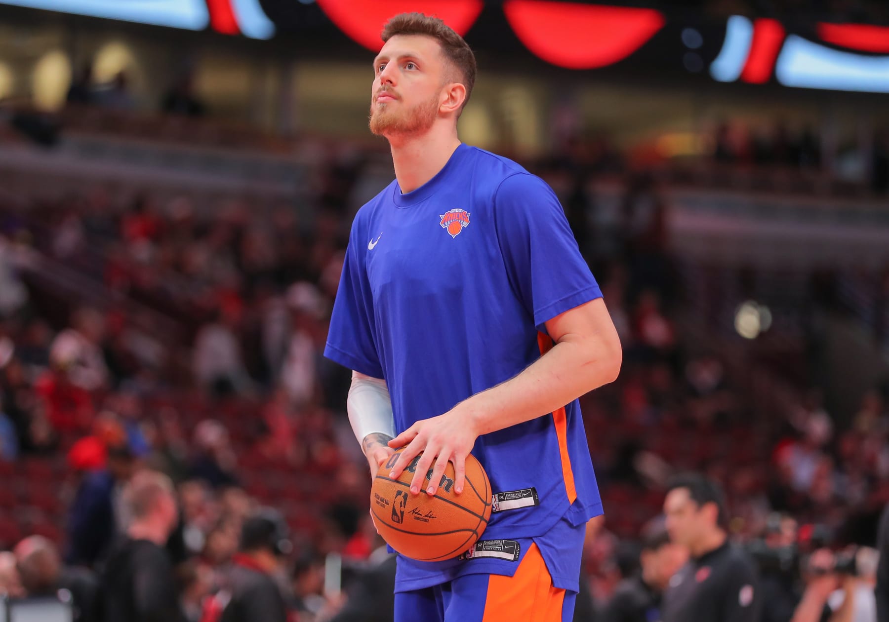 CHICAGO, IL - APRIL 09: Isaiah Hartenstein #55 of the New York Knicks looks on during warmups before a game against the Chicago Bulls at the United Center on April 9,2024 in Chicago. (Photo by Melissa Tamez/Icon Sportswire via Getty Images)