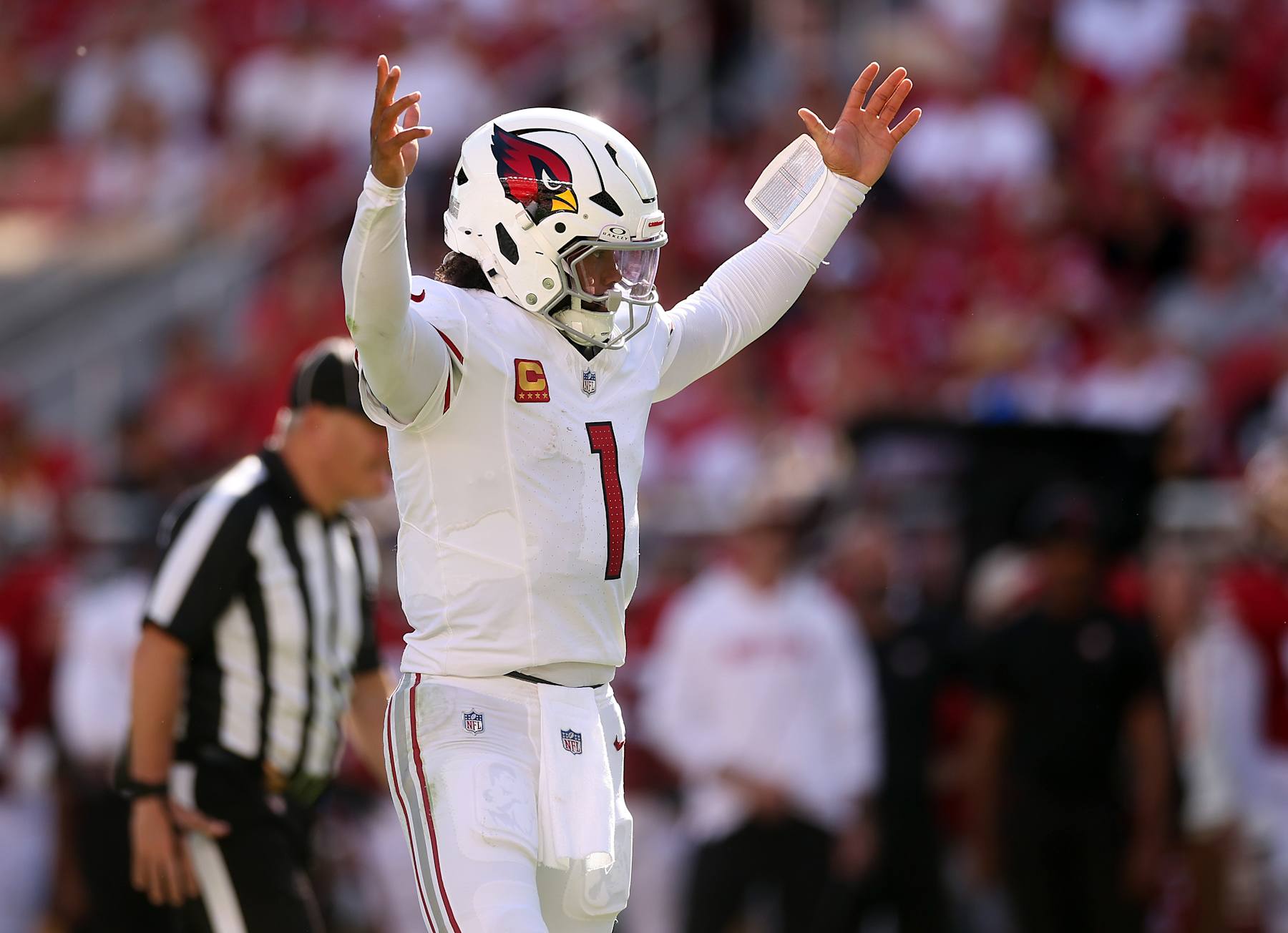 SANTA CLARA, CALIFORNIA - OCTOBER 06: Kyler Murray #1 of the Arizona Cardinals reacts after a two point conversion in the fourth quarter of a game against the San Francisco 49ers at Levi's Stadium on October 06, 2024 in Santa Clara, California. (Photo by Ezra Shaw/Getty Images)