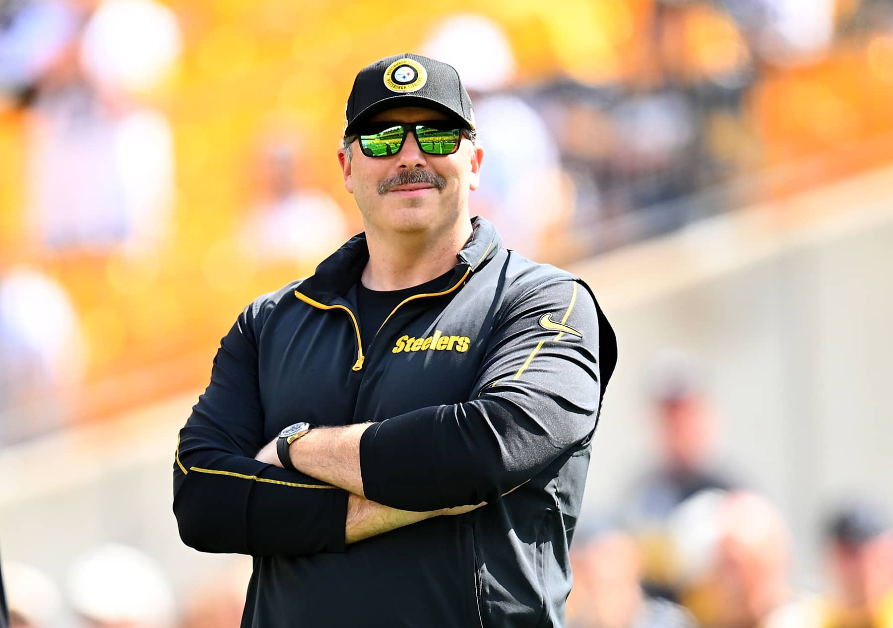 PITTSBURGH, PENNSYLVANIA - SEPTEMBER 22:  Offensive coordinator Arthur Smith of the Pittsburgh Steelers looks on prior to the game against the Los Angeles Chargers at Acrisure Stadium on September 22, 2024 in Pittsburgh, Pennsylvania. (Photo by Joe Sargent/Getty Images)