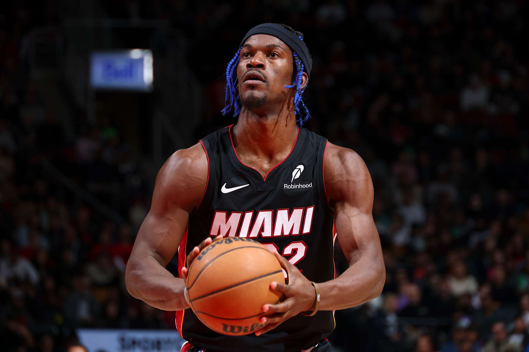 TORONTO, CANADA - DECEMBER 01: Jimmy Butler #22 of the Miami Heat shoots a free throw during the game against the Toronto Raptors on December 1, 2024 at the Scotiabank Arena in Toronto, Ontario, Canada. NOTE TO USER: User expressly acknowledges and agrees that, by downloading and or using this Photograph, user is consenting to the terms and conditions of the Getty Images License Agreement. Mandatory Copyright Notice: Copyright 2024 NBAE (Photo by Vaughn Ridley/NBAE via Getty Images) TORONTO, CANADA - DECEMBER 01: Jimmy Butler #22 of the Miami Heat shoots a free throw during the game against the Toronto Raptors on December 1, 2024 at the Scotiabank Arena in Toronto, Ontario, Canada. NOTE TO USER: User expressly acknowledges and agrees that, by downloading and or using this Photograph, user is consenting to the terms and conditions of the Getty Images License Agreement. Mandatory Copyright Notice: Copyright 2024 NBAE (Photo by Vaughn Ridley/NBAE via Getty Images)