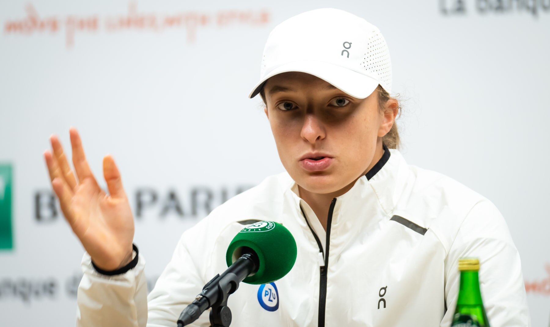 PARIS, FRANCE - JUNE 03: Iga Swiatek of Poland talks to the media after defeating Xinyu Wang of China in the third round on Day Seven of Roland Garros on June 03, 2023 in Paris, France (Photo by Robert Prange/Getty Images)