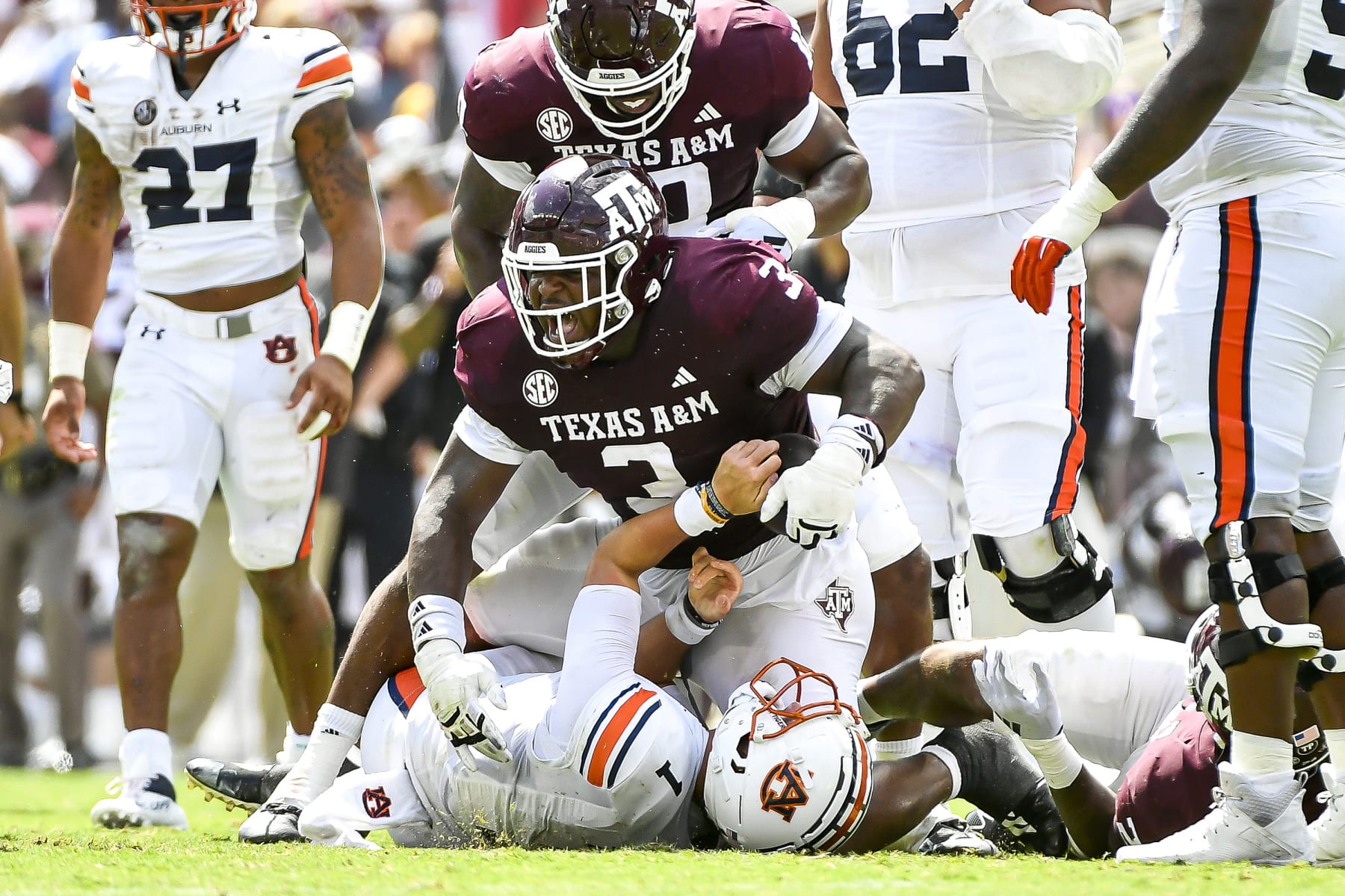 COLLEGE STATION, TEXAS - SEPTEMBER 23: Defensive lineman McKinnley Jackson #3 of the Texas A&M Aggies celebrates after sacking quarterback Payton Thorne #1 of the Auburn Tigers at Kyle Field on September 23, 2023 in College Station, Texas. (Photo by Logan Riely/Getty Images)