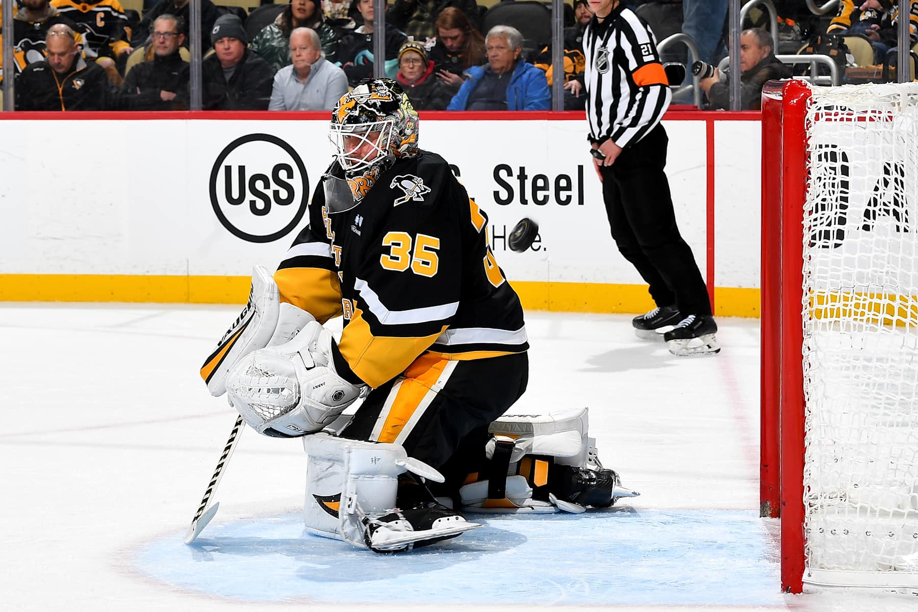 PITTSBURGH, PA - JANUARY 14:  Tristan Jarry #35 of the Pittsburgh Penguins makes a save against the Seattle Kraken at PPG PAINTS Arena on January 14, 2025 in Pittsburgh, Pennsylvania. (Photo by Joe Sargent/NHLI via Getty Images)