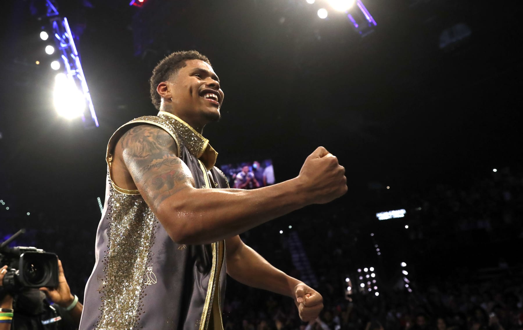 LAS VEGAS, NEVADA - APRIL 30:  WBO junior lightweight champion Shakur Stevenson celebrates after defeating WBC champion Oscar Valdez in a title unification fight at MGM Grand Garden Arena on April 30, 2022 in Las Vegas, Nevada. Stevenson took the WBC title by unanimous decision.  (Photo by Steve Marcus/Getty Images)