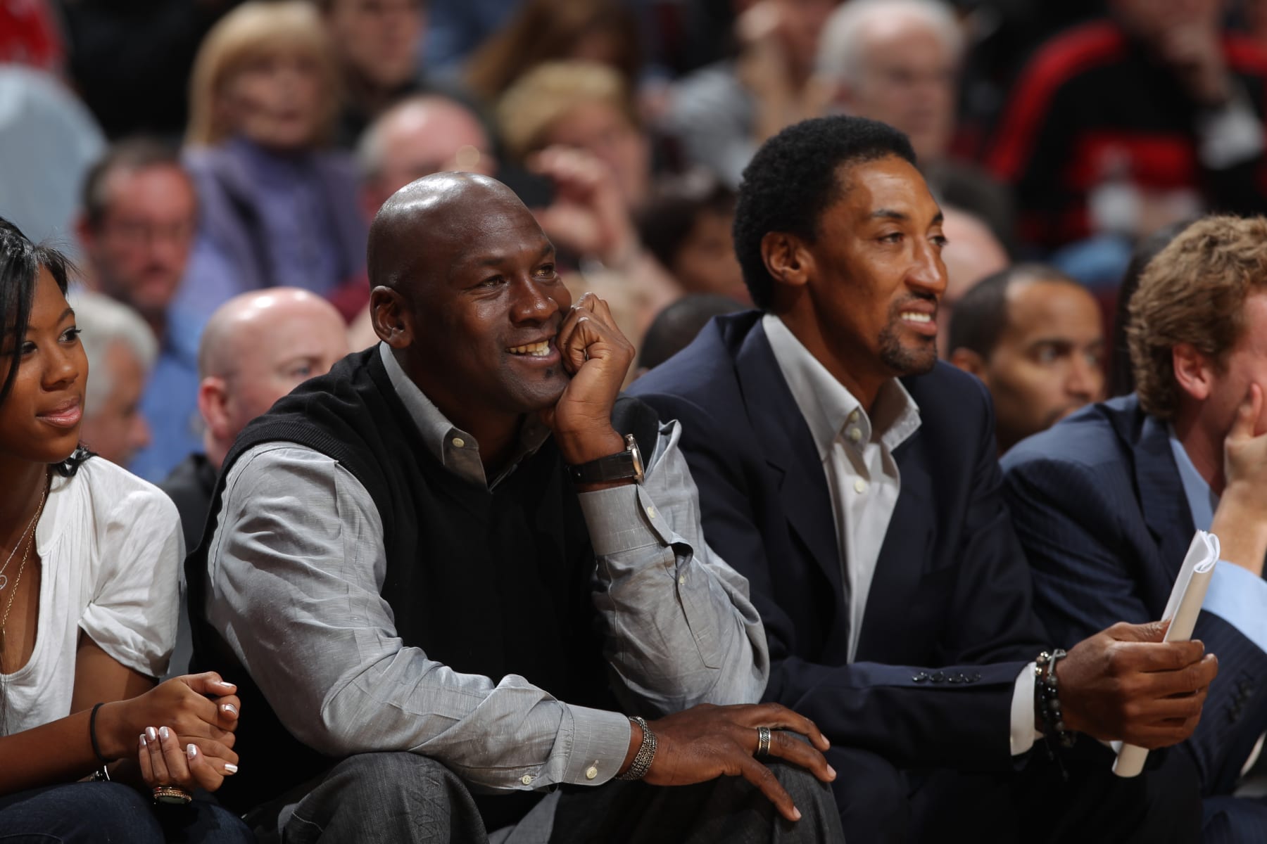 CHICAGO, IL - FEBRUARY 15:  NBA legends and former Chicago Bulls teammates Michael Jordan and Scottie Pippen watch the action from the sidelines against the Charlotte Bobcats on February 15, 2011 at the United Center in Chicago, Illinois. NOTE TO USER:  User expressly acknowledges and agrees that, by downloading and or using this Photograph, user is consenting to the terms and conditions of the Getty Images License Agreement.  Mandatory Copyright Notice:  Copyright 2011 NBAE (Photo by Gary Dineen/NBAE via Getty Images)