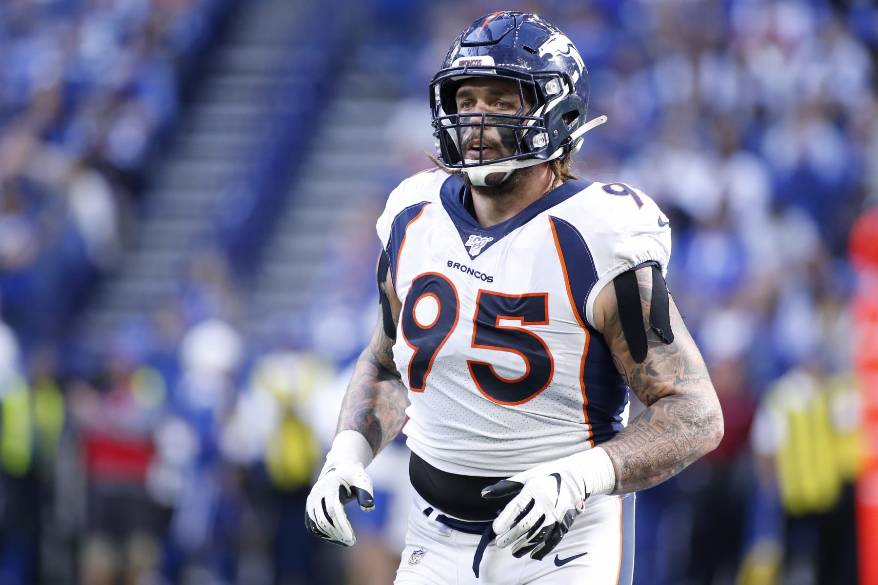 INDIANAPOLIS, INDIANA - OCTOBER 27: Derek Wolfe #95 of the Denver Broncos on the field in the game against the Indianapolis Colts at Lucas Oil Stadium on October 27, 2019 in Indianapolis, Indiana. (Photo by Justin Casterline/Getty Images)