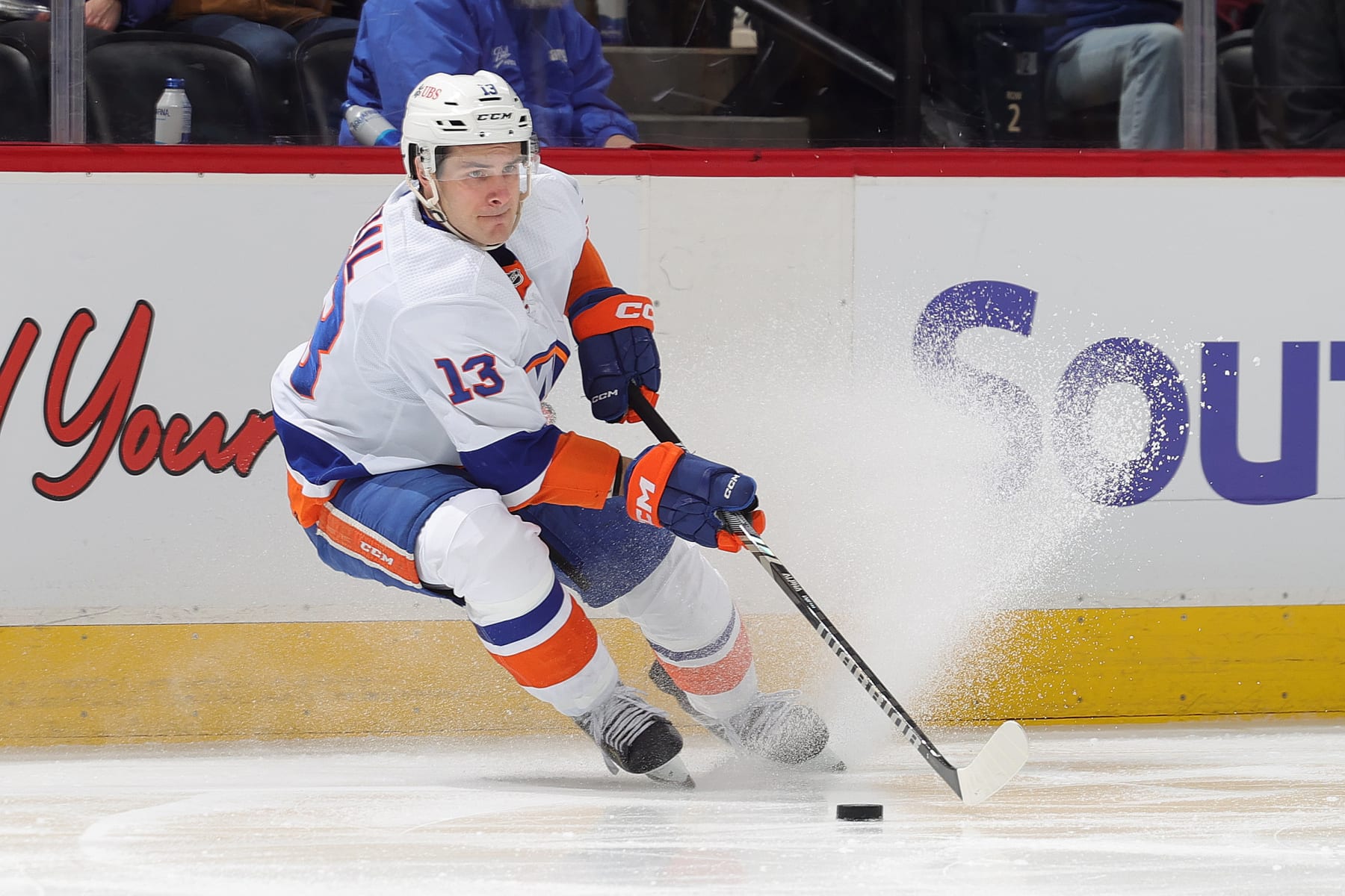 Mat Barzal and the Isles are banged up.