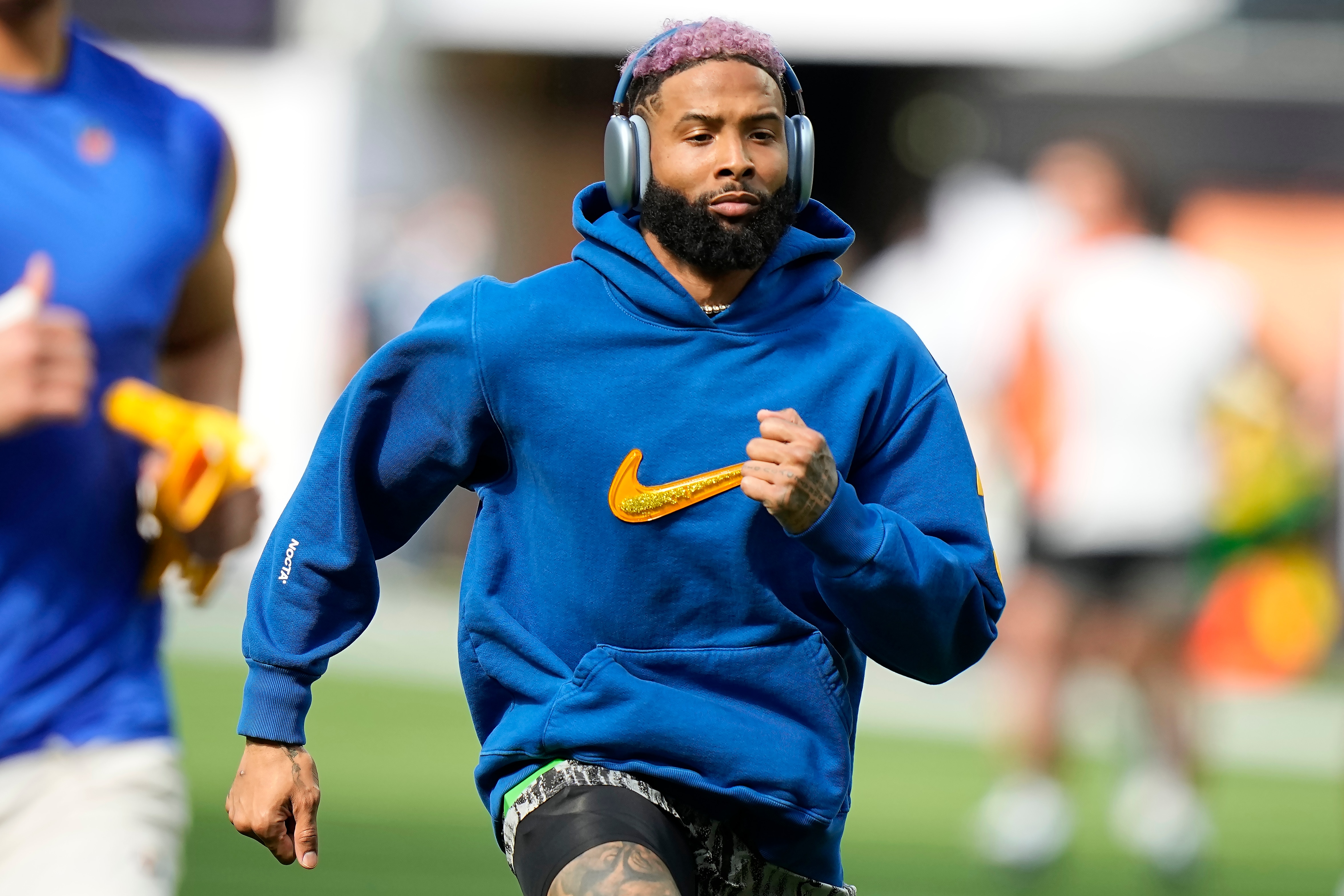 Los Angeles Rams wide receiver Odell Beckham Jr. warms up before the NFL Super Bowl 56 football game against the Cincinnati Bengals, Sunday, Feb. 13, 2022, in Inglewood, Calif. (AP Photo/Lynne Sladky)