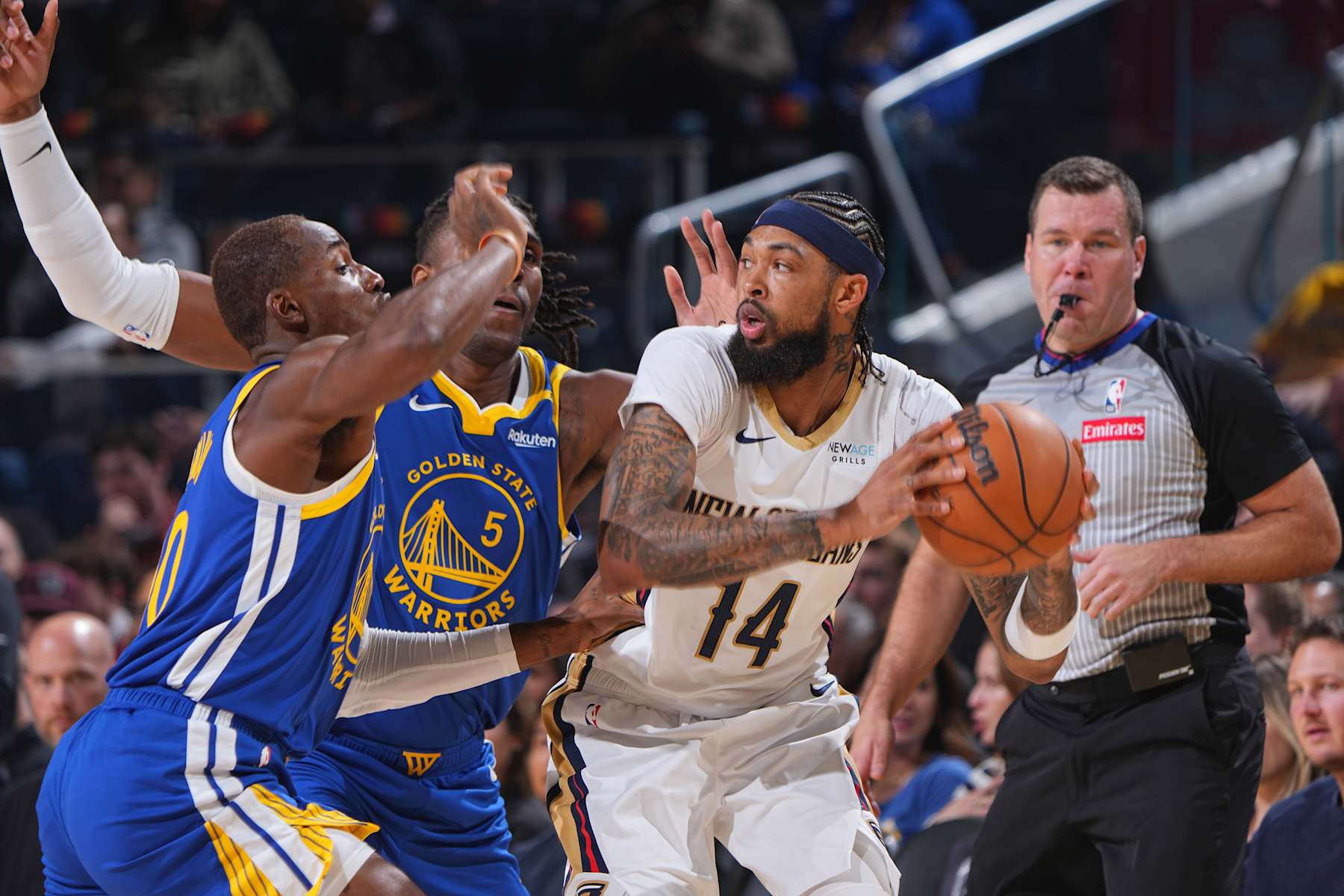 SAN FRANCISCO, CA - OCTOBER 30: Brandon Ingram #14 of the New Orleans Pelicans handles the ball during the game against the Golden State Warriors on October 30, 2024 at Chase Center in San Francisco, California. NOTE TO USER: User expressly acknowledges and agrees that, by downloading and or using this photograph, user is consenting to the terms and conditions of Getty Images License Agreement. Mandatory Copyright Notice: Copyright 2024 NBAE (Photo by Garrett Ellwood/NBAE via Getty Images)