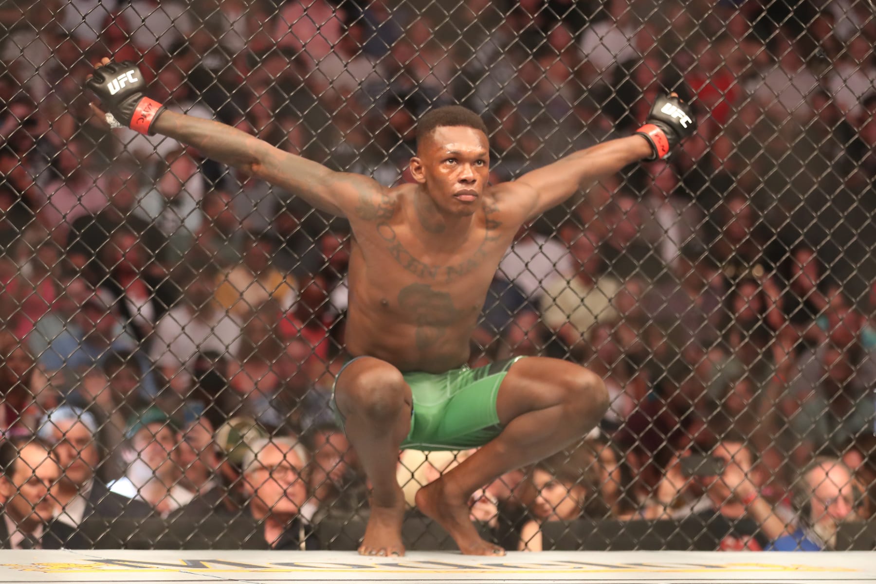 LAS VEGAS, NV - JULY 2: Israel Adesanya prepares to fight Jared Cannonier in their 5-round Middleweight title bout during UFC 276 on July 02, 2022, at T-Mobile Arena in Las Vegas, Nevada. (Photo by Alejandro Salazar/PxImages/Icon Sportswire via Getty Images)