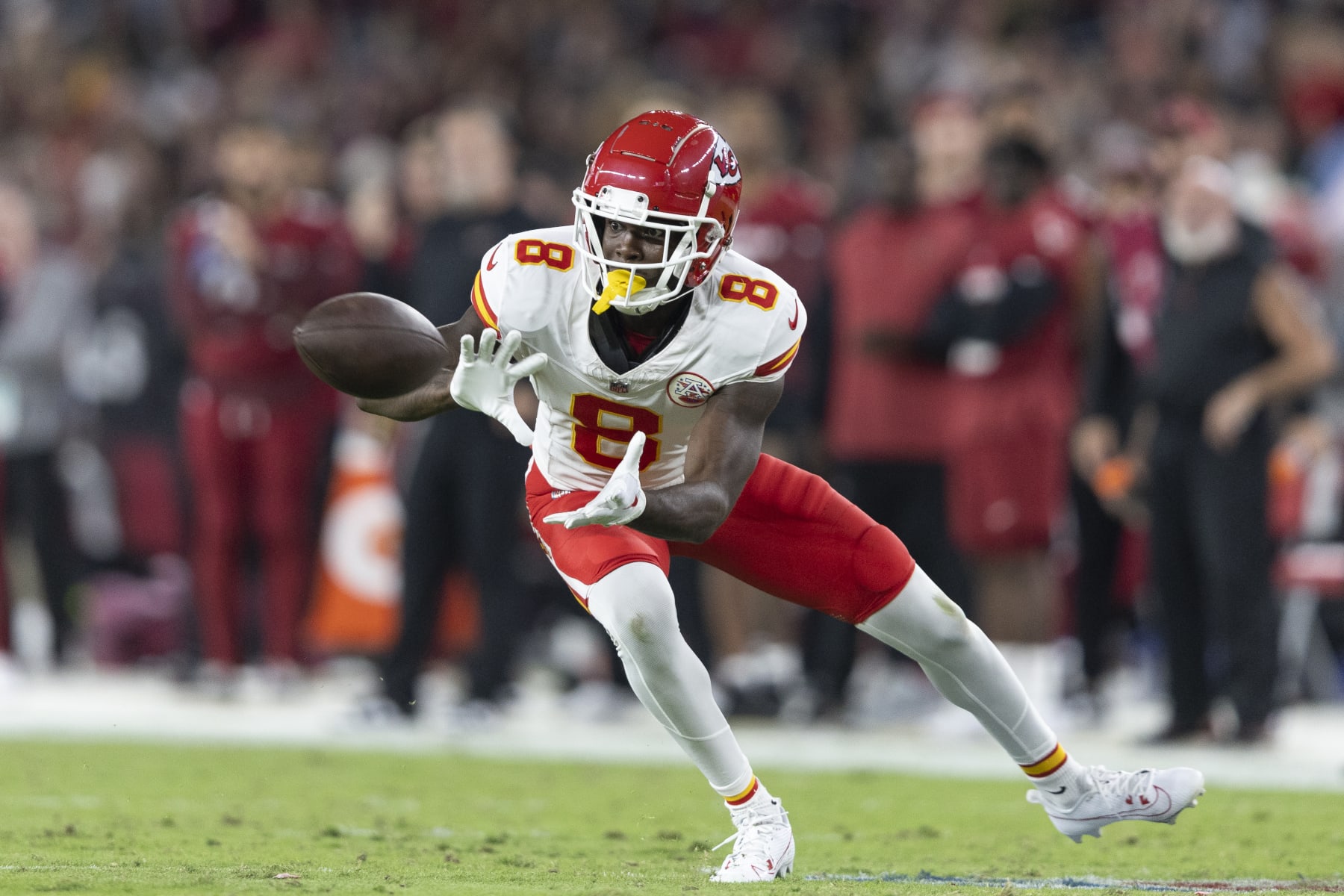 GLENDALE, ARIZONA - AUGUST 19: Justyn Ross #8 of the Kansas City Chiefs completes a pass against the Arizona Cardinals during an NFL preseason football game at State Farm Stadium on August 19, 2023 in Glendale, Arizona. (Photo by Michael Owens/Getty Images)