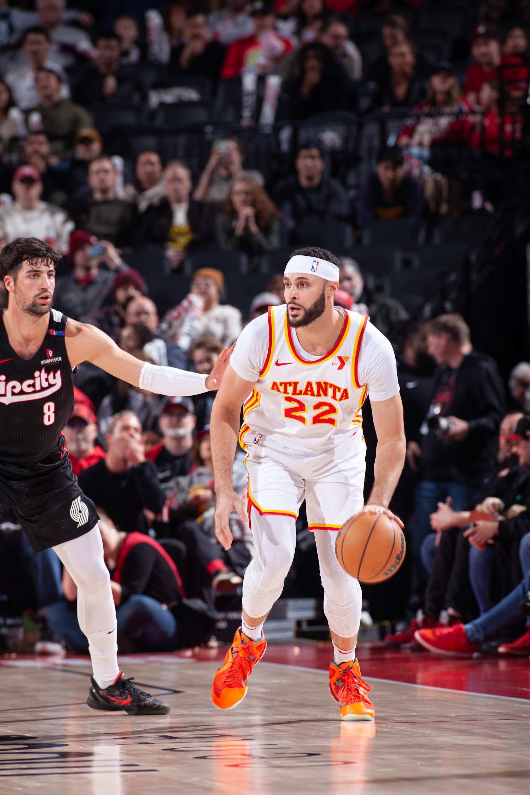 PORTLAND, OR - NOVEMBER 17:  Larry Nance Jr. #22 of the Atlanta Hawks dribbles the ball during the game against the Portland Trail Blazers on November 17, 2024 at the Moda Center Arena in Portland, Oregon. NOTE TO USER: User expressly acknowledges and agrees that, by downloading and or using this photograph, user is consenting to the terms and conditions of the Getty Images License Agreement. Mandatory Copyright Notice: Copyright 2024 NBAE (Photo by Cameron Browne/NBAE via Getty Images)