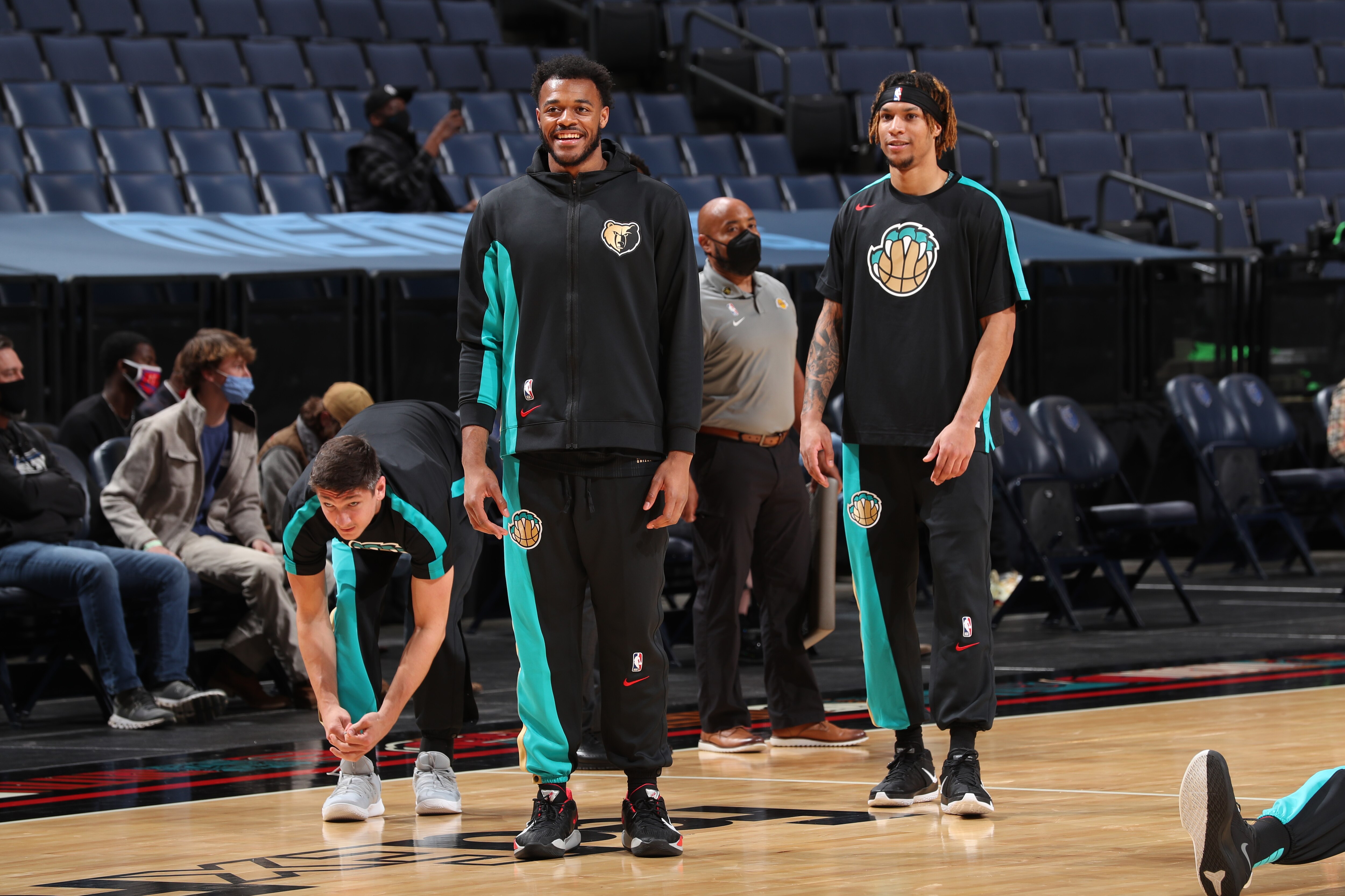 MEMPHIS, TN - JANUARY 5: Xavier Tillman Sr. #2 and Brandon Clarke #15 of the Memphis Grizzlies looks on prior to a game against the Los Angeles Lakers on January 5, 2021 at FedExForum in Memphis, Tennessee. NOTE TO USER: User expressly acknowledges and agrees that, by downloading and or using this photograph, User is consenting to the terms and conditions of the Getty Images License Agreement. Mandatory Copyright Notice: Copyright 2021 NBAE (Photo by Joe Murphy/NBAE via Getty Images)