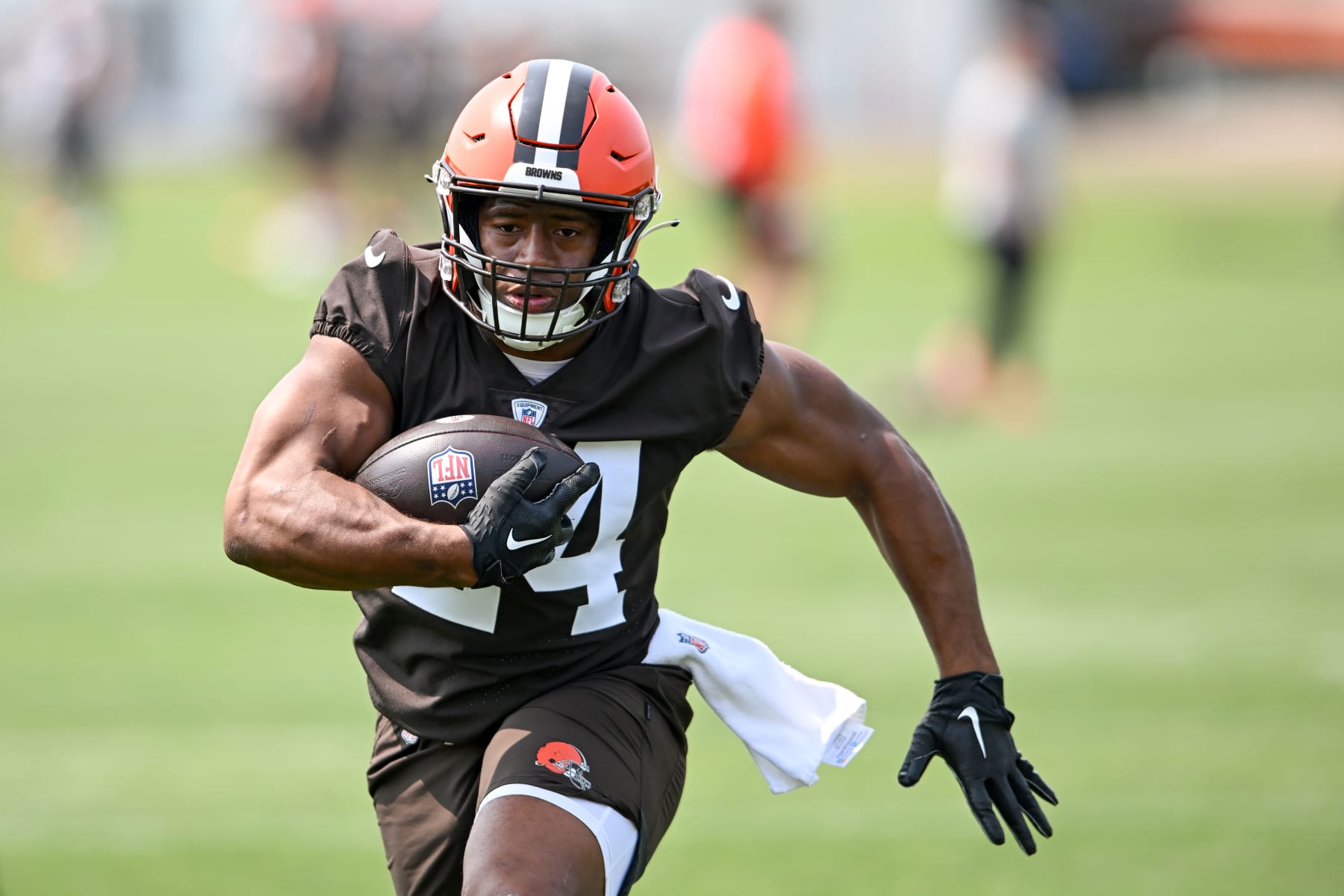 BEREA, OHIO - JUNE 07: Nick Chubb #24 of the Cleveland Browns runs a drill during the Cleveland Browns mandatory veteran minicamp at CrossCountry Mortgage Campus on June 07, 2023 in Berea, Ohio. (Photo by Nick Cammett/Diamond Images via Getty Images)