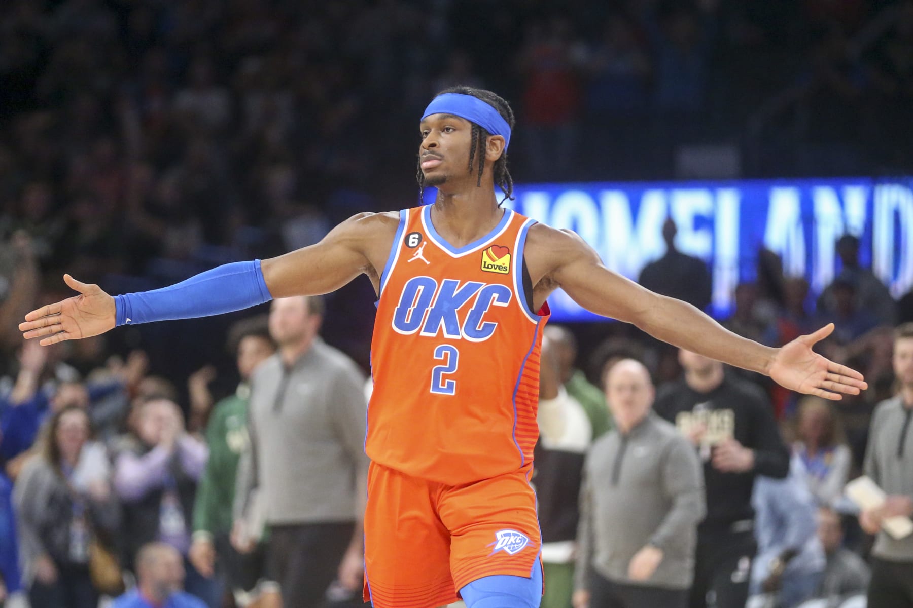 OKLAHOMA CITY, OKLAHOMA - NOVEMBER 09: Shai Gilgeous-Alexander #2 of the Oklahoma City Thunder celebrates a late basket in the fourth quarter at Paycom Center on November 09, 2022 in Oklahoma City, Oklahoma.  NOTE TO USER: User expressly acknowledges and agrees that, by downloading and or using this photograph, User is consenting to the terms and conditions of the Getty Images License Agreement.  (Photo by Ian Maule/Getty Images)