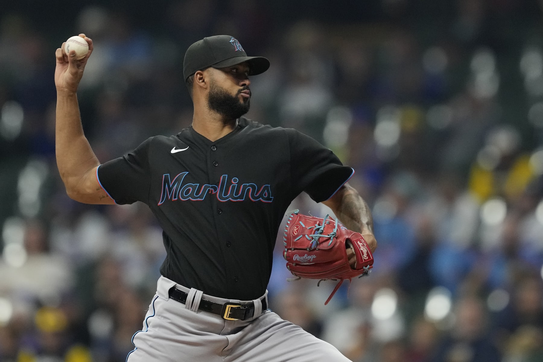 MILWAUKEE, WISCONSIN - SEPTEMBER 30: Sandy Alcantara #22 of the Miami Marlins pitches against the Milwaukee Brewers in the first inning at American Family Field on September 30, 2022 in Milwaukee, Wisconsin. (Photo by Patrick McDermott/Getty Images)