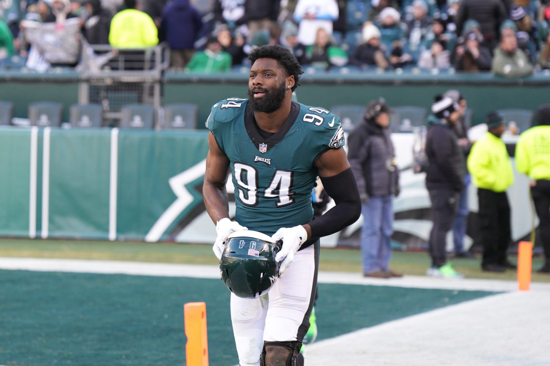 PHILADELPHIA, PA - DECEMBER 04: Philadelphia Eagles defensive end Josh Sweat (94) looks on during the game between the Tennessee Titans and the Philadelphia Eagles on December 4, 2022 at Lincoln Financial Field in Philadelphia, PA. (Photo by Andy Lewis/Icon Sportswire via Getty Images)