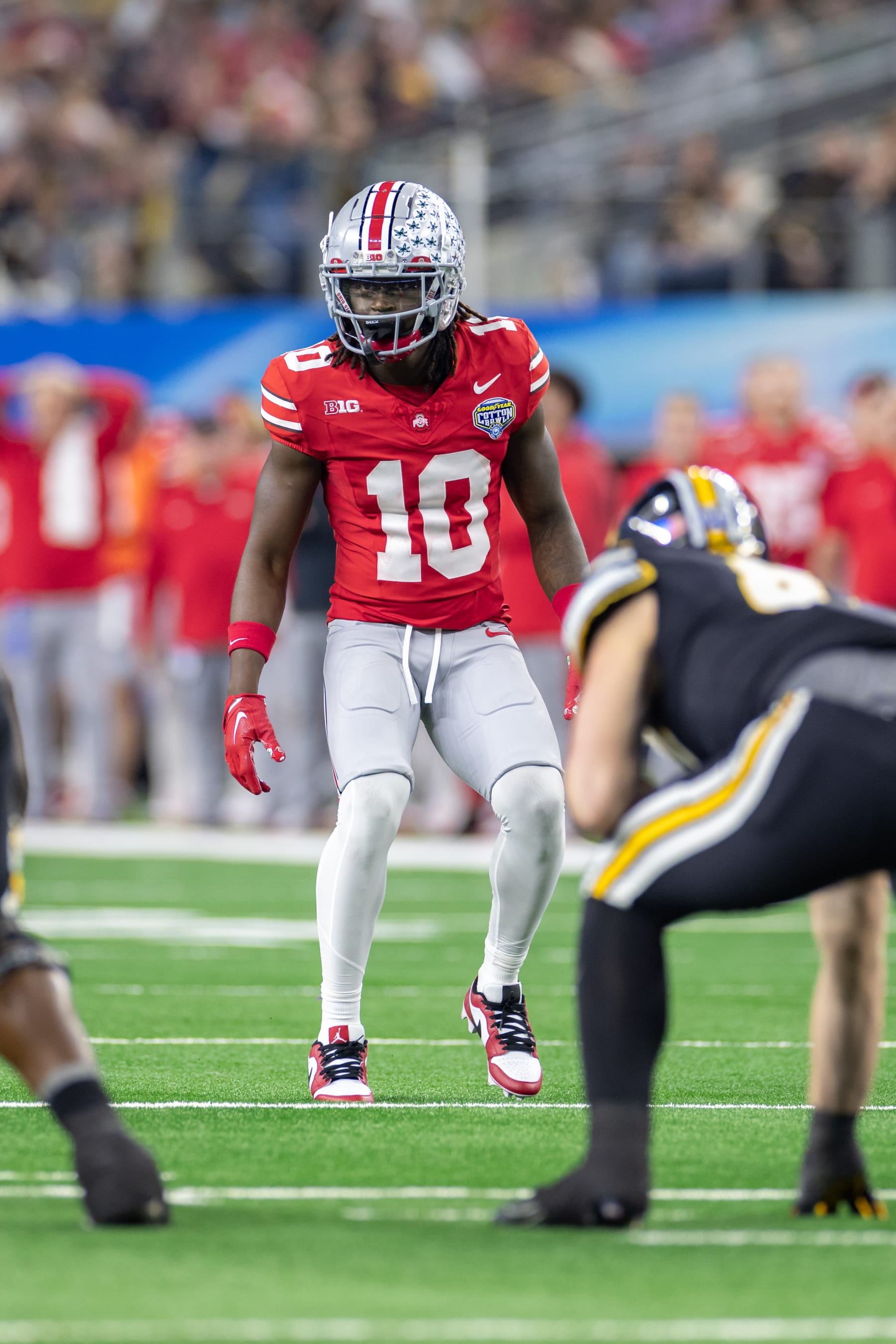 ARLINGTON, TX - DECEMBER 29: Ohio State Buckeyes cornerback Denzel Burke (#10) looks up field during the Goodyear Cotton Bowl Classic football game between the Ohio State Buckeyes and Missouri Tigers on December 29, 2023 at AT&T Stadium in Arlington, TX.  (Photo by Matthew Visinsky/Icon Sportswire via Getty Images)