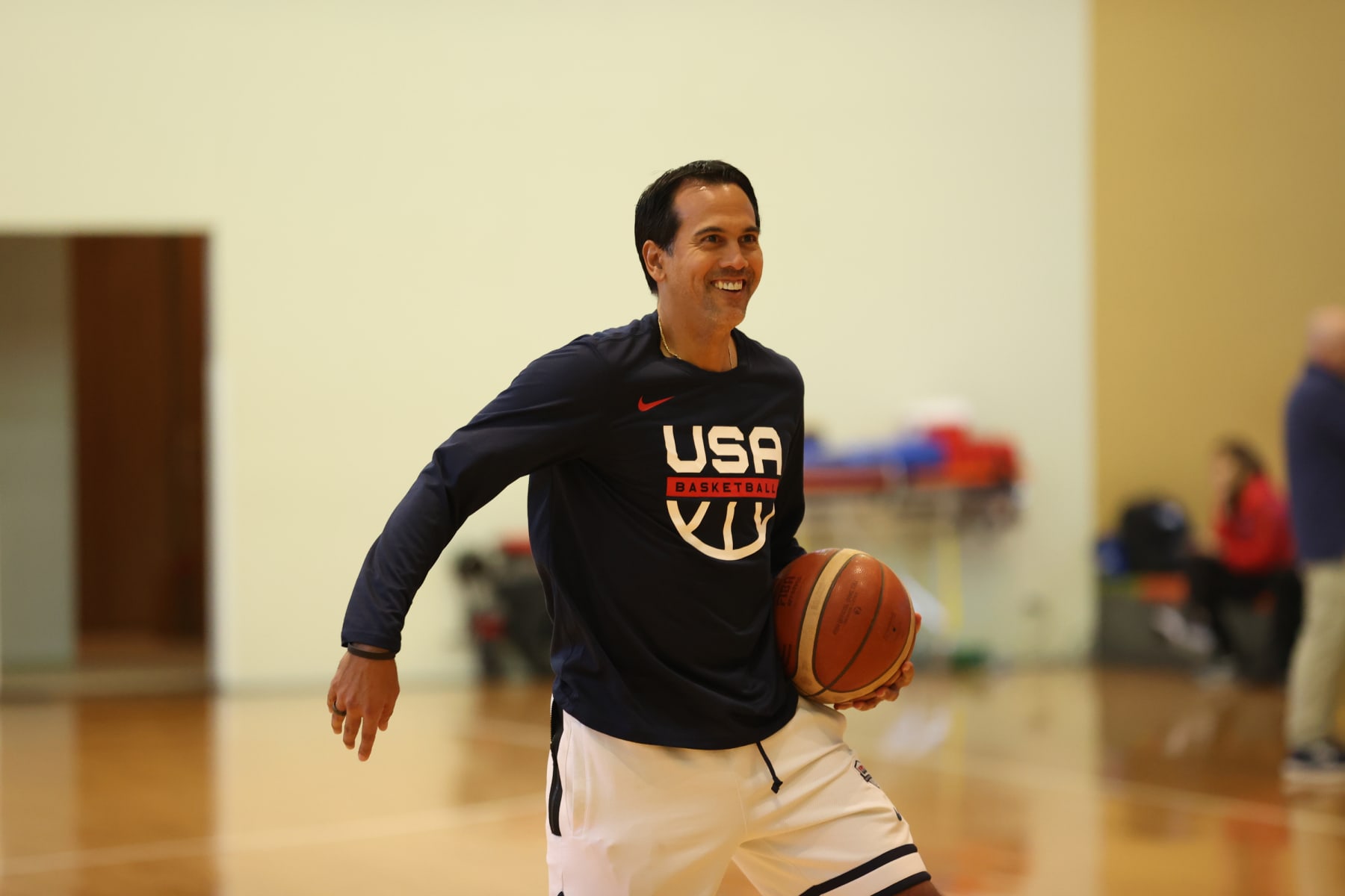 MANILA, PHILIPPINES - SEPTEMBER 2: Erik Spoelstra of the USA Men's Senior National Team during practice on September 2, 2023 at Kerry Arena in Manila, Philippines. NOTE TO USER: User expressly acknowledges and agrees that, by downloading and/or using this photograph, user is consenting to the terms and conditions of the Getty Images License Agreement. Mandatory Copyright Notice: Copyright 2023 NBAE (Photo by Stephen Gosling/NBAE via Getty Images)