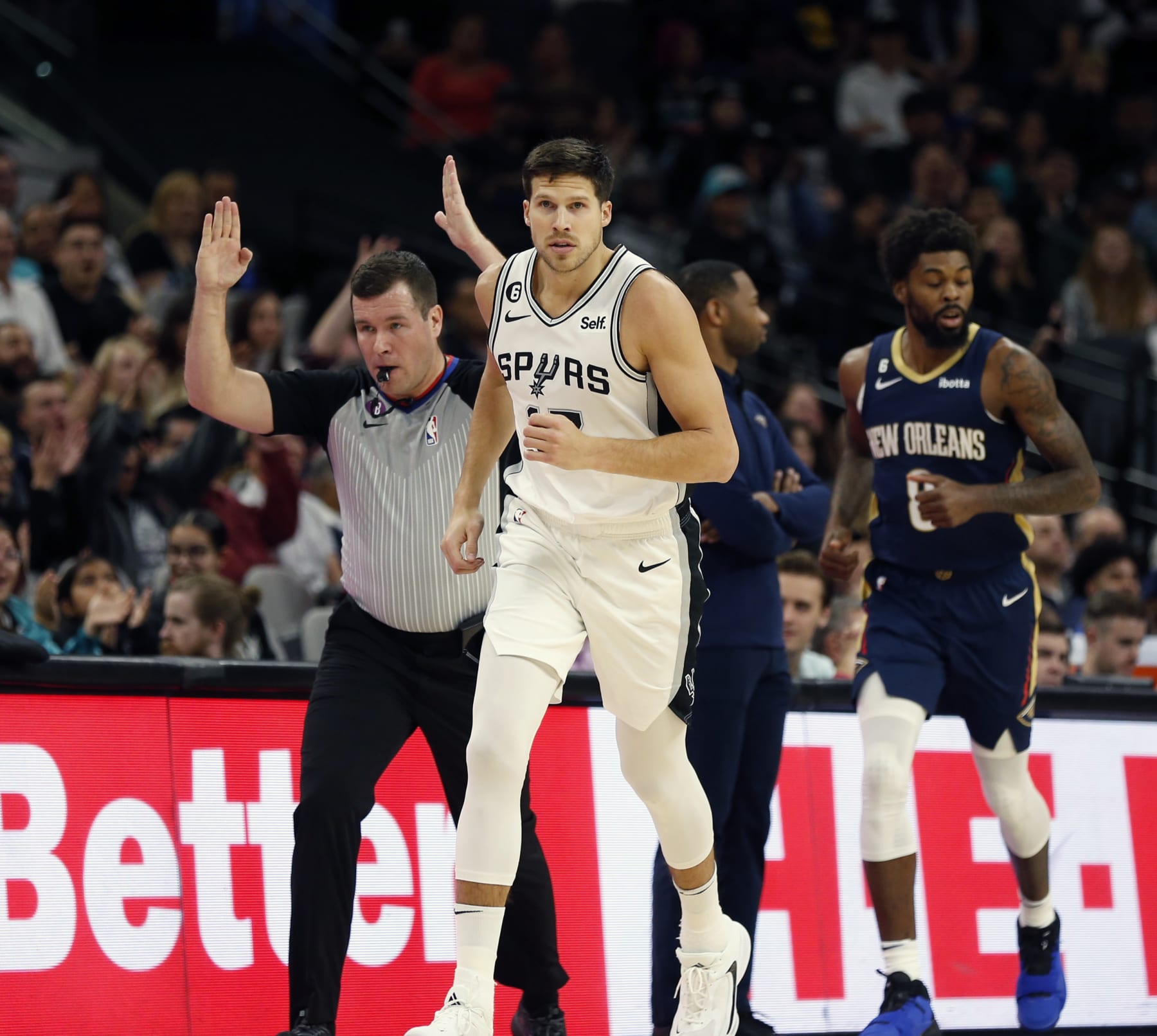 SAN ANTONIO, TX - NOVEMBER 23: Doug McDermott #17 of the San Antonio Spurs hits a a three against the New Orleans Pelicans in the first half at AT&T Center on November 23, 2022 in San Antonio, Texas. NOTE TO USER: User expressly acknowledges and agrees that, by downloading and or using this photograph, User is consenting to terms and conditions of the Getty Images License Agreement. (Photo by Ronald Cortes/Getty Images)