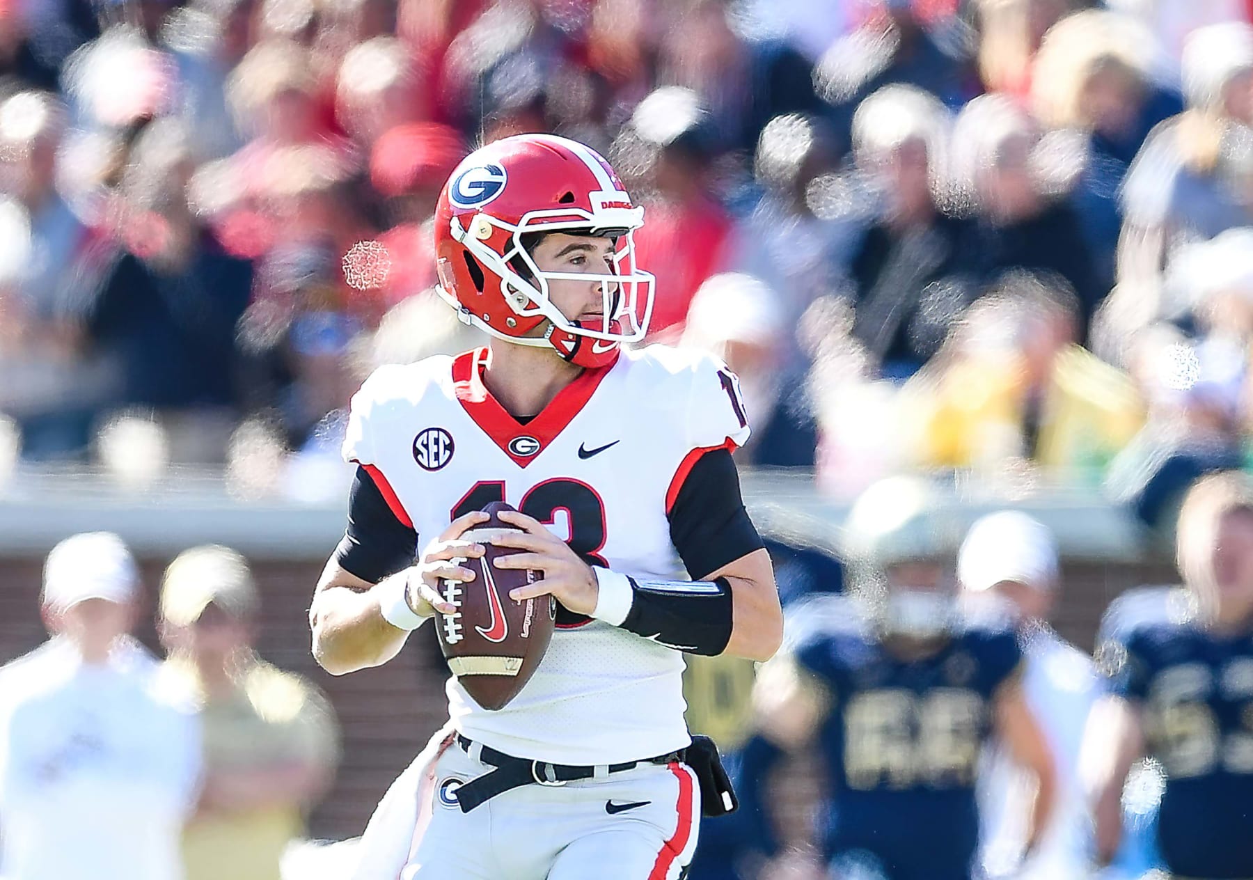 ATLANTA, GA - NOVEMBER 27: Stetson Bennett #13 of the Georgia Bulldogs looks to throw against the Georgia Tech Yellow Jackets at Bobby Dodd Stadium on November 27, 2021 in Atlanta, Georgia. (Photo by Adam Hagy/Getty Images)
