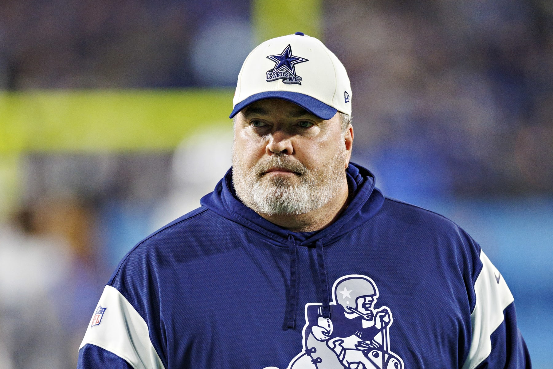 NASHVILLE, TENNESSEE - DECEMBER 29:  Head Coach Mike McCarthy of the Dallas Cowboys walks to the locker room before a game against the Tennessee Titans at Nissan Stadium on December 29, 2022 in Nashville, Tennessee. The Cowboys defeated the Titans 27-13. (Photo by Wesley Hitt/Getty Images)