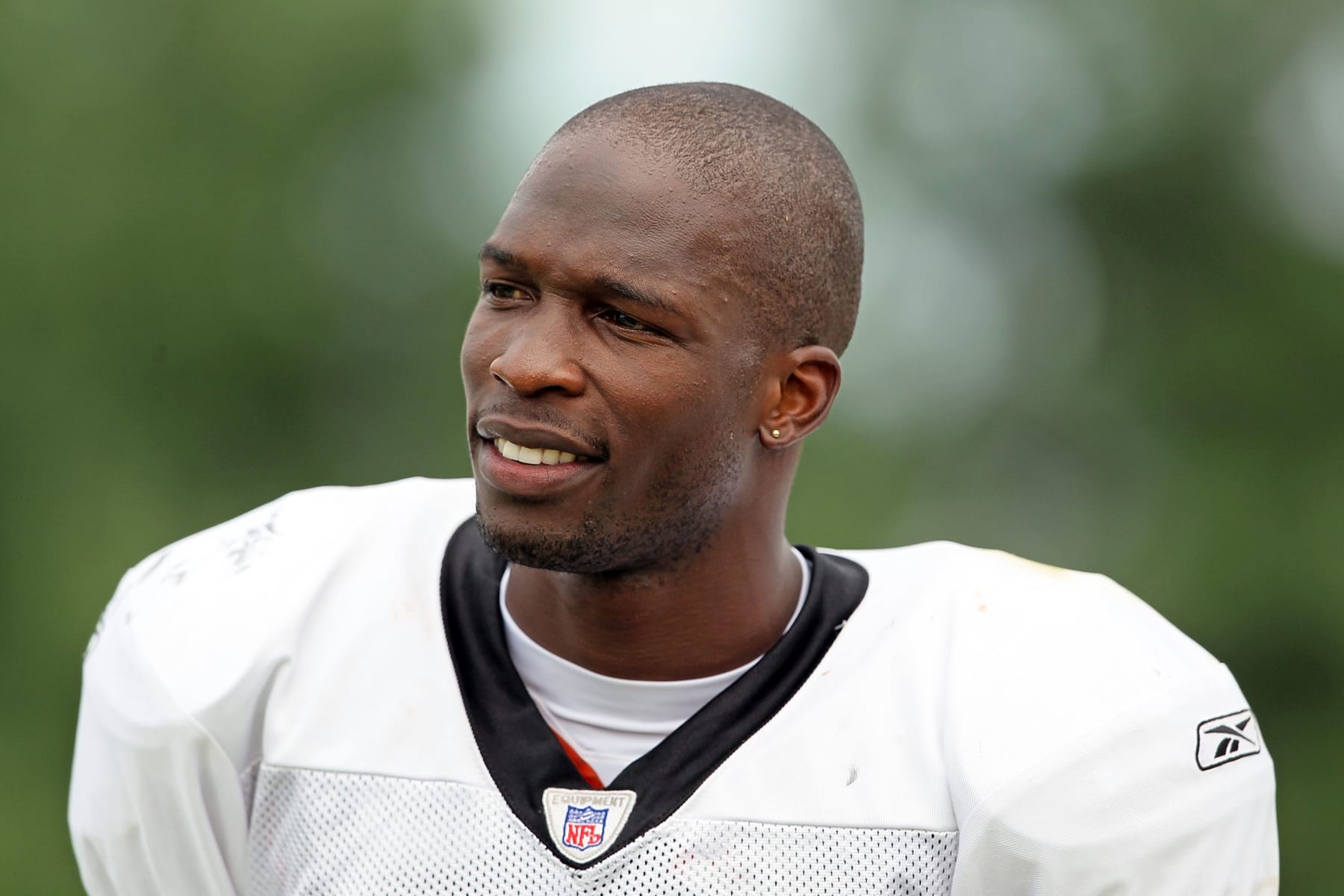 GEORGETOWN, KY - JULY 31:  Chad Ochocinco #85 of the Cincinnati Bengals is pictured during the Bengals training camp at Georgetown College on July 31, 2010 in Georgetown, Kentucky.  (Photo by Andy Lyons/Getty Images)