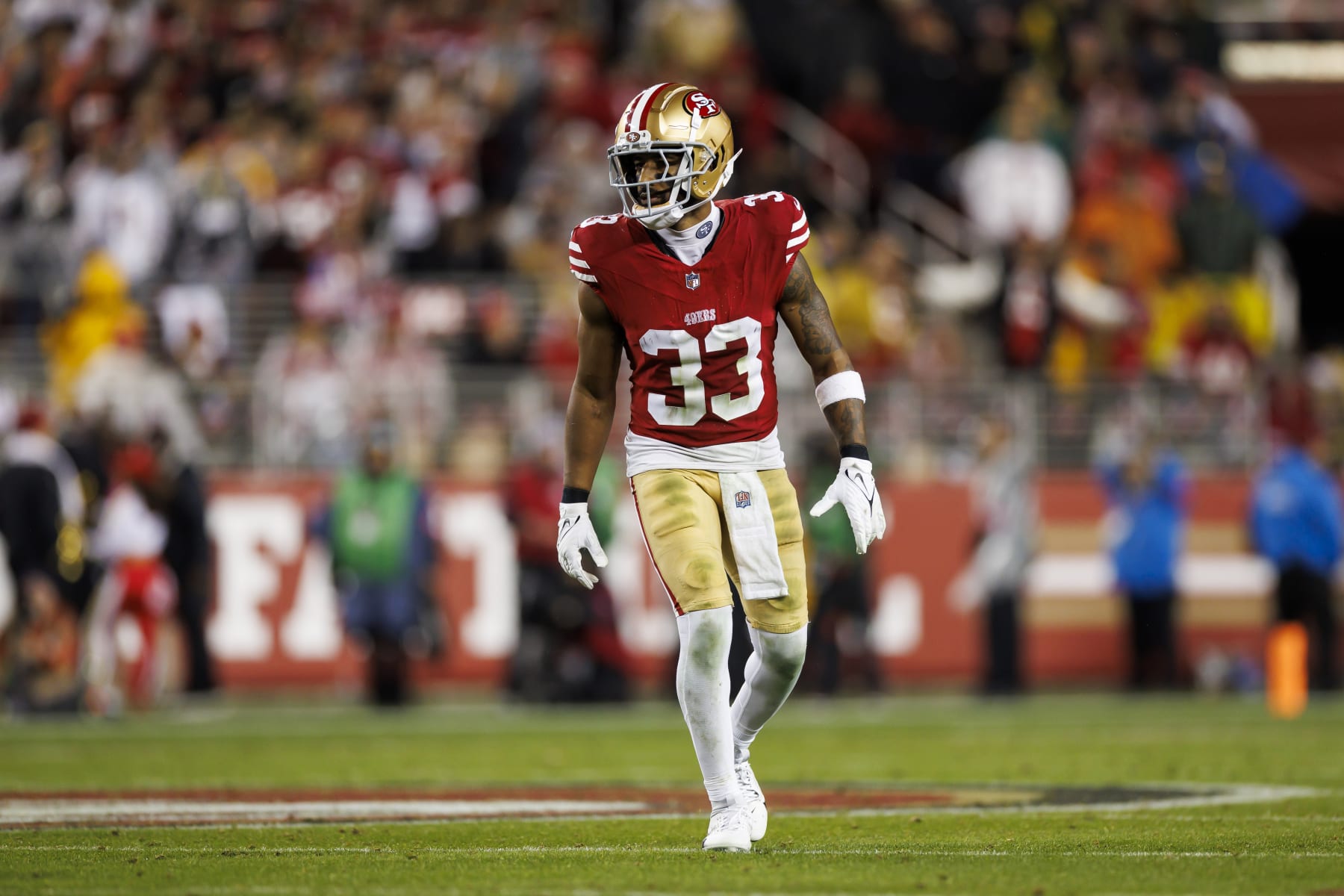 SANTA CLARA, CALIFORNIA - JANUARY 20: Logan Ryan #33 of the San Francisco 49ers defends in coverage during an NFC divisional round playoff football game against the Green Bay Packers at Levi's Stadium on January 20, 2024 in Santa Clara, California. (Photo by Ryan Kang/Getty Images)