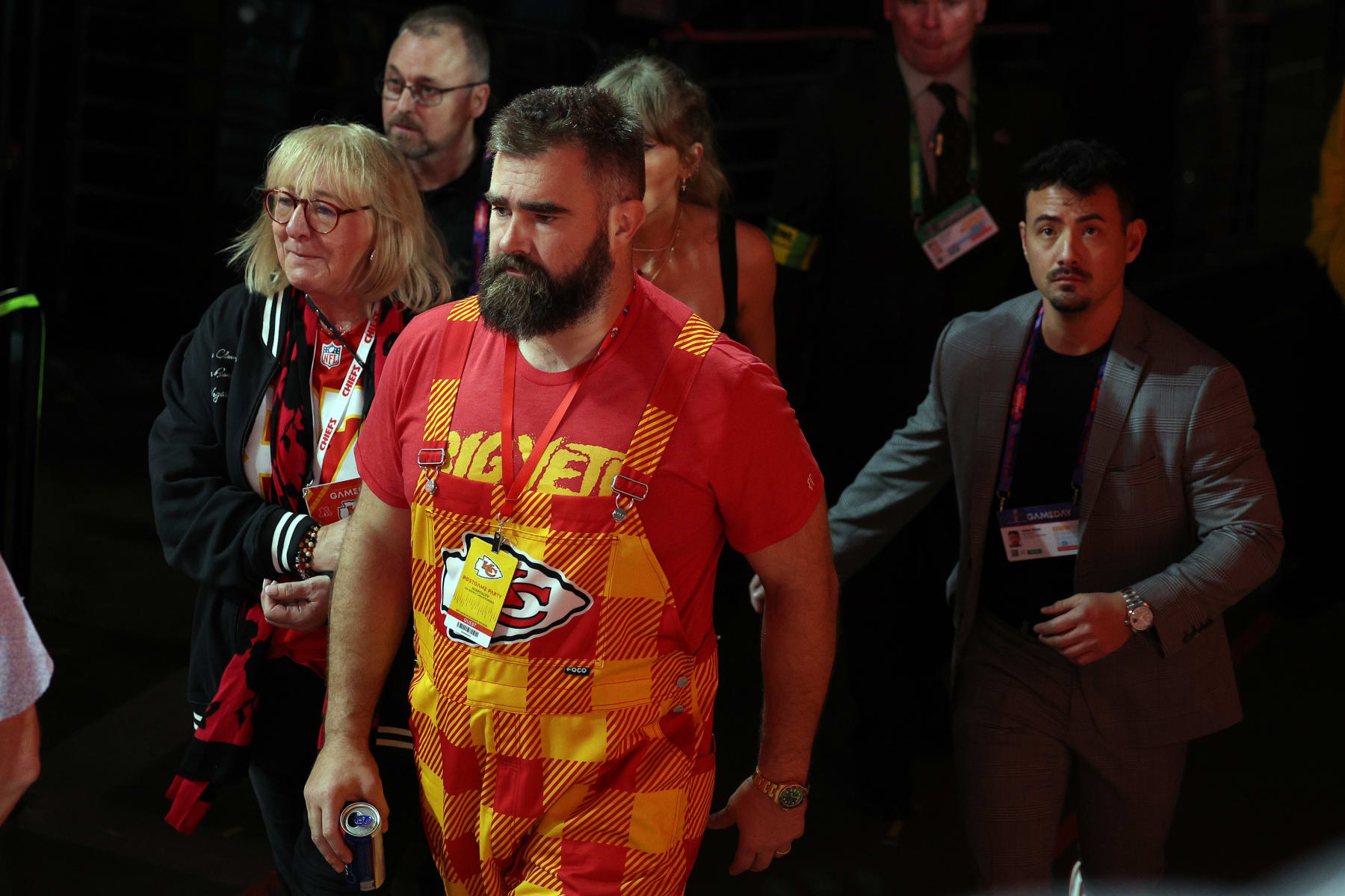 LAS VEGAS, NEVADA - FEBRUARY 11: Jason Kelce, Donna Kelce and Taylor swift celebrate after the Kansas City Chiefs defeated the San Francisco 49ers during Super Bowl LVIII at Allegiant Stadium on February 11, 2024 in Las Vegas, Nevada.  The Chiefs defeated the 49ers 25-22 in overtime. (Photo by Harry How/Getty Images)