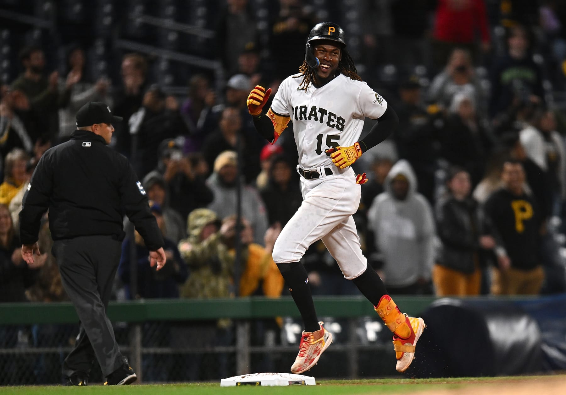 PITTSBURGH, PA - OCTOBER 03:  Oneil Cruz #15 of the Pittsburgh Pirates celebrates after his walk-off walk during the ninth inning against the St. Louis Cardinals at PNC Park on October 3, 2022 in Pittsburgh, Pennsylvania. Pittsburgh won the game 3-2. (Photo by Joe Sargent/Getty Images)