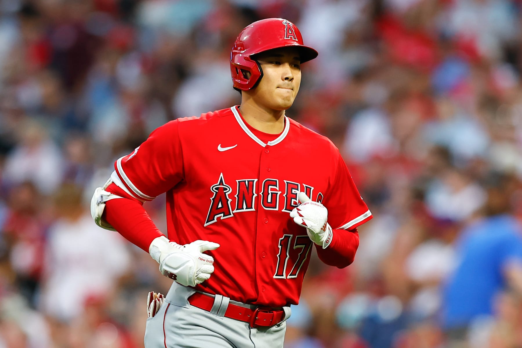 PHILADELPHIA, PA - AUGUST 28:  Shohei Ohtani #17 of the Los Angeles Angels goes back to the dugout during the Major League Baseball game against the Philadelphia Phillies  on August 28, 2023 at Citizens Bank Park in Philadelphia, Pennsylvania.  (Photo by Rich Graessle/Icon Sportswire via Getty Images)