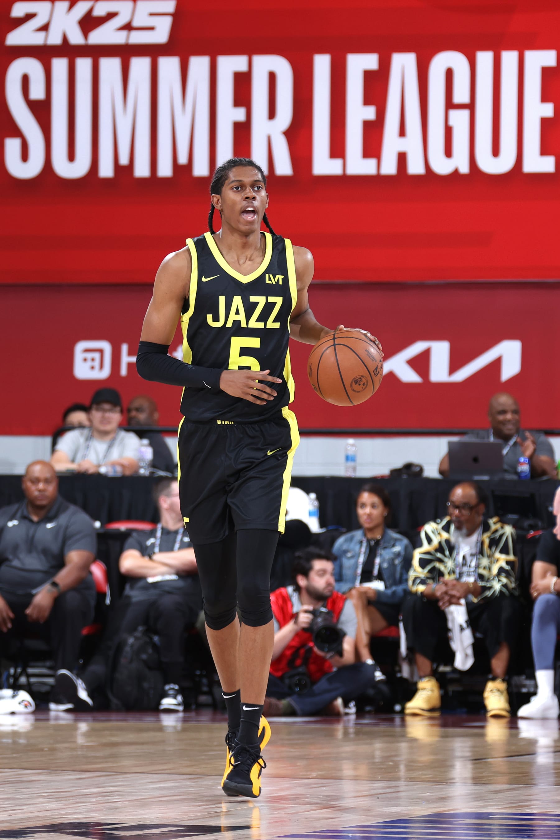 LAS VEGAS, NV - JULY 15: Cody Williams #5 of the Utah Jazz brings the ball up court during the game against the Sacramento Kings on July 15, 2024 at The Pavilion in Las Vegas, Nevada. NOTE TO USER: User expressly acknowledges and agrees that, by downloading and or using this photograph, User is consenting to the terms and conditions of the Getty Images License Agreement. Mandatory Copyright Notice: Copyright 2024 NBAE (Photo by Stephen Gosling/NBAE via Getty Images)