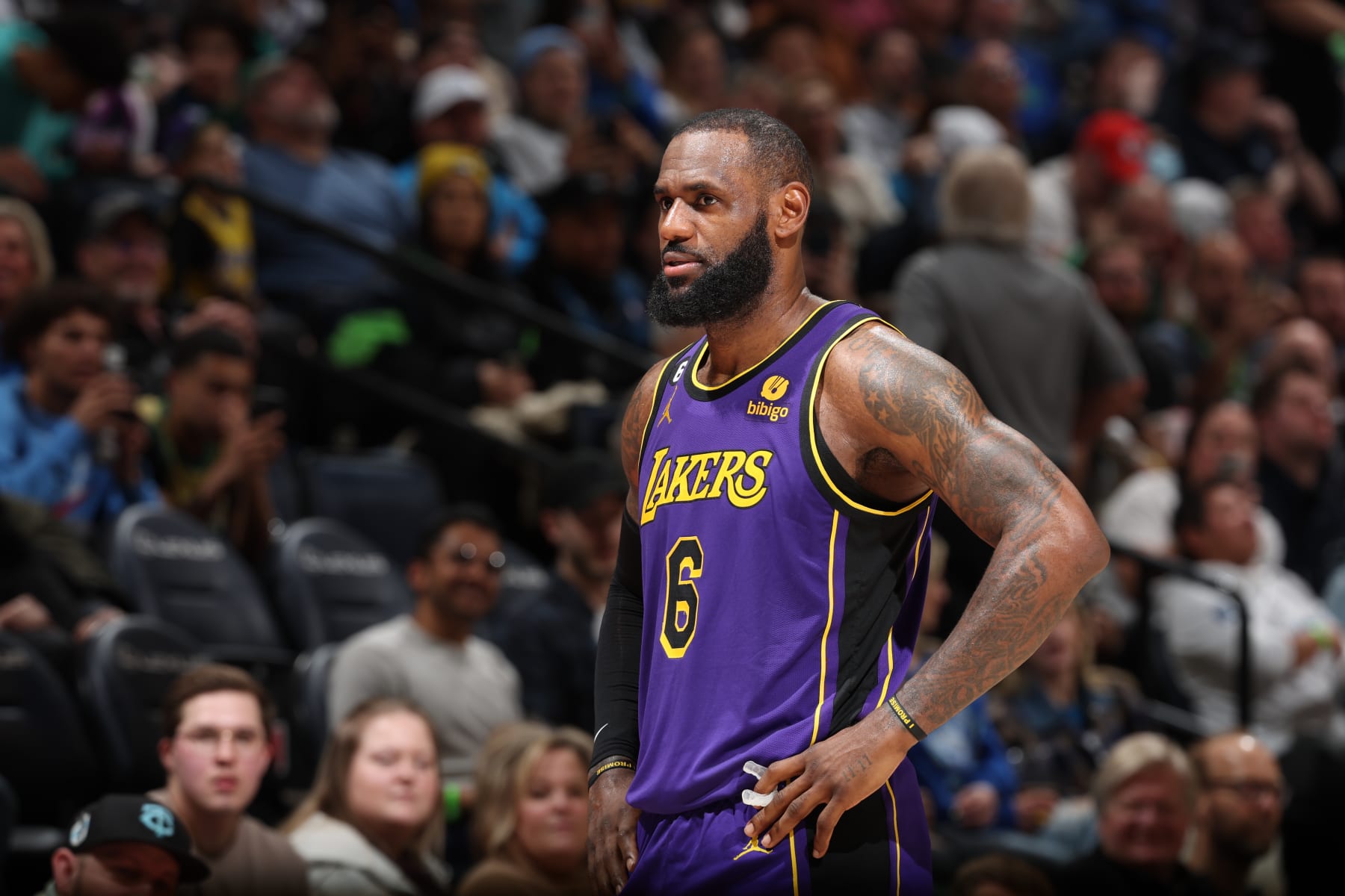 MINNEAPOLIS, MN -  MARCH 31: LeBron James #6 of the Los Angeles Lakers looks on during the game against the Minnesota Timberwolves on March 31, 2023 at Target Center in Minneapolis, Minnesota. NOTE TO USER: User expressly acknowledges and agrees that, by downloading and or using this Photograph, user is consenting to the terms and conditions of the Getty Images License Agreement. Mandatory Copyright Notice: Copyright 2023 NBAE (Photo by David Sherman/NBAE via Getty Images)