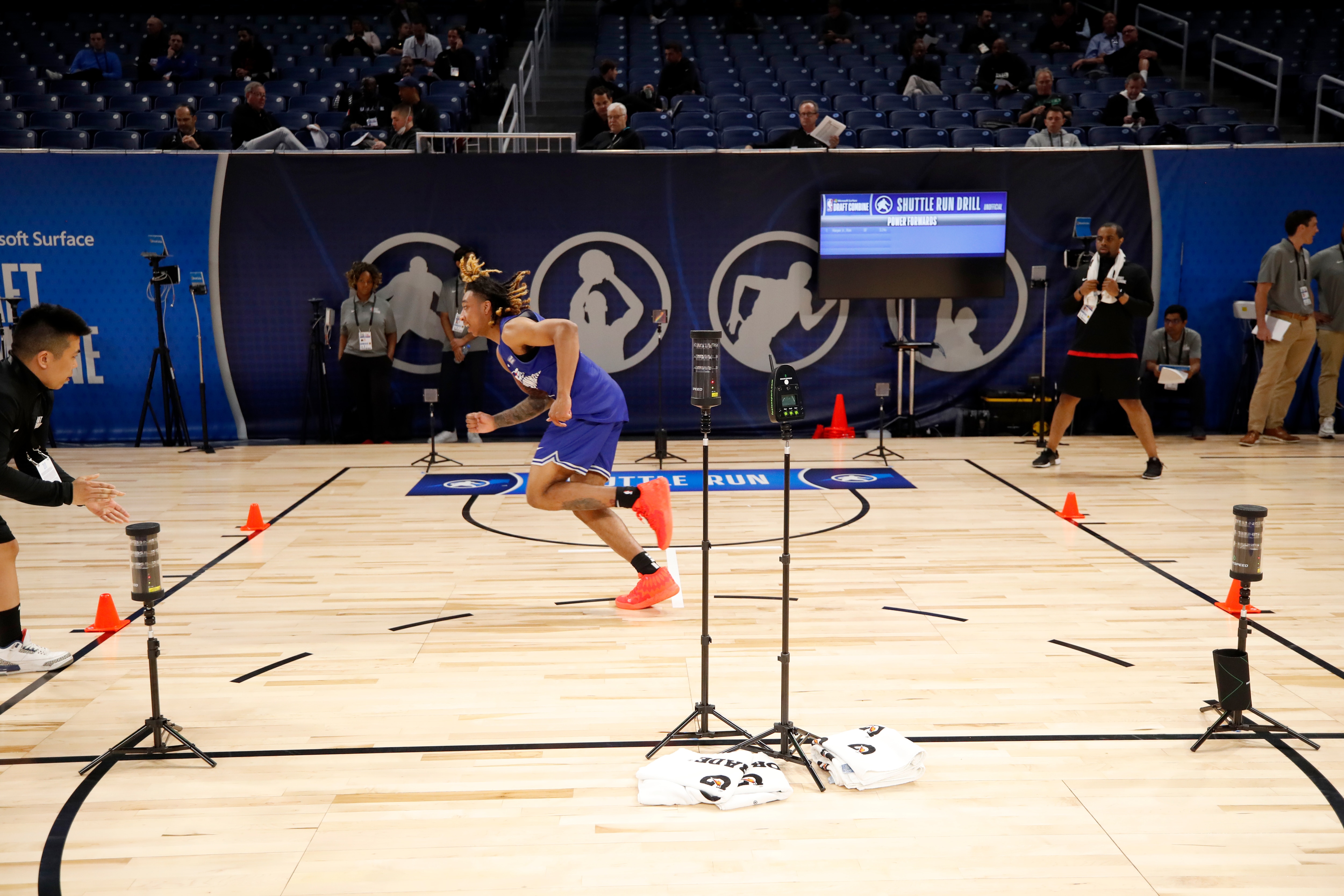 CHICAGO, IL - MAY 18: NBA Prospect, JD Davison, participates in the Shuttle Run drill during the 2022 NBA Draft Combine on May 18, 2022 at Wintrust Arena in Chicago, Illinois. NOTE TO USER: User expressly acknowledges and agrees that, by downloading and or using this photograph, User is consenting to the terms and conditions of the Getty Images License Agreement. Mandatory Copyright Notice: Copyright 2022 NBAE (Photo by Jeff Haynes/NBAE via Getty Images) CHICAGO, IL - MAY 18: NBA Prospect, JD Davison, participates in the Shuttle Run drill during the 2022 NBA Draft Combine on May 18, 2022 at Wintrust Arena in Chicago, Illinois. NOTE TO USER: User expressly acknowledges and agrees that, by downloading and or using this photograph, User is consenting to the terms and conditions of the Getty Images License Agreement. Mandatory Copyright Notice: Copyright 2022 NBAE (Photo by Jeff Haynes/NBAE via Getty Images)