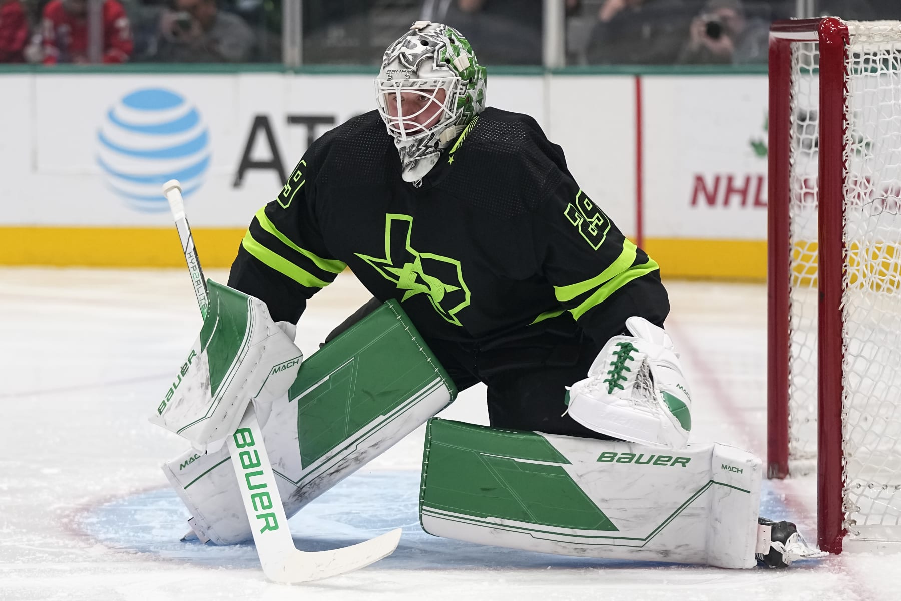 Can Jake Oettinger get back to his best for the Stars?