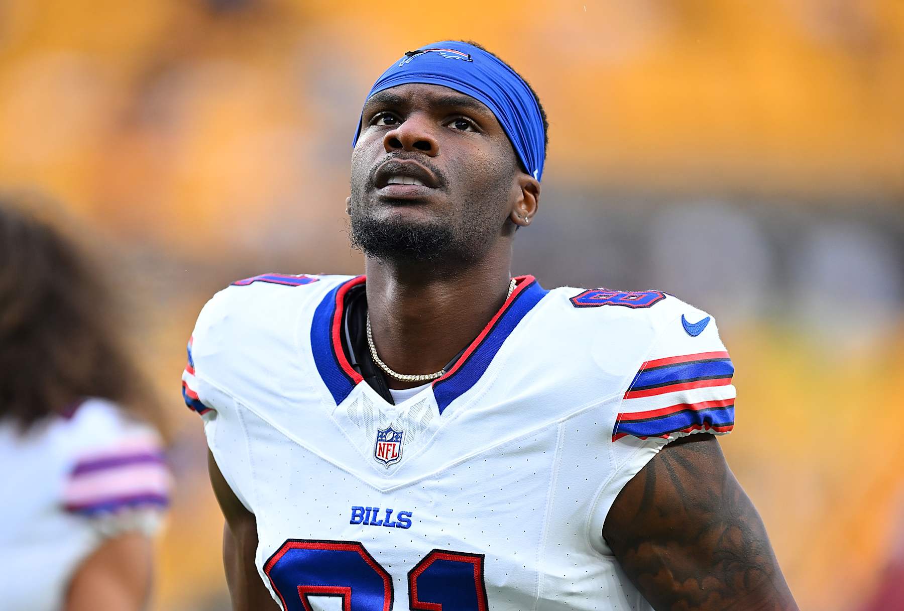 PITTSBURGH, PENNSYLVANIA - AUGUST 17:  Marquez Valdes-Scantling #81 of the Buffalo Bills warms up prior to the game against the Pittsburgh Steelers at Acrisure Stadium on August 17, 2024 in Pittsburgh, Pennsylvania. (Photo by Joe Sargent/Getty Images)