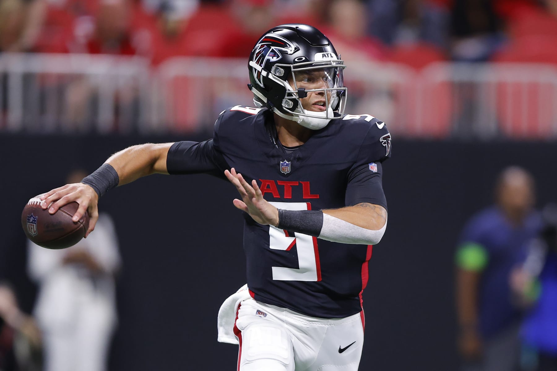 Atlanta Falcons quarterback Desmond Ridder